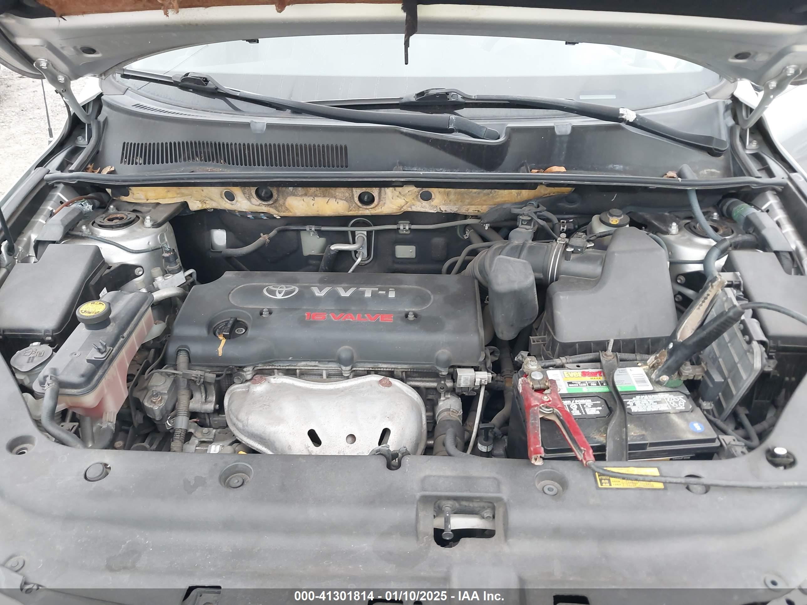 TOYOTA RAV4 image 10