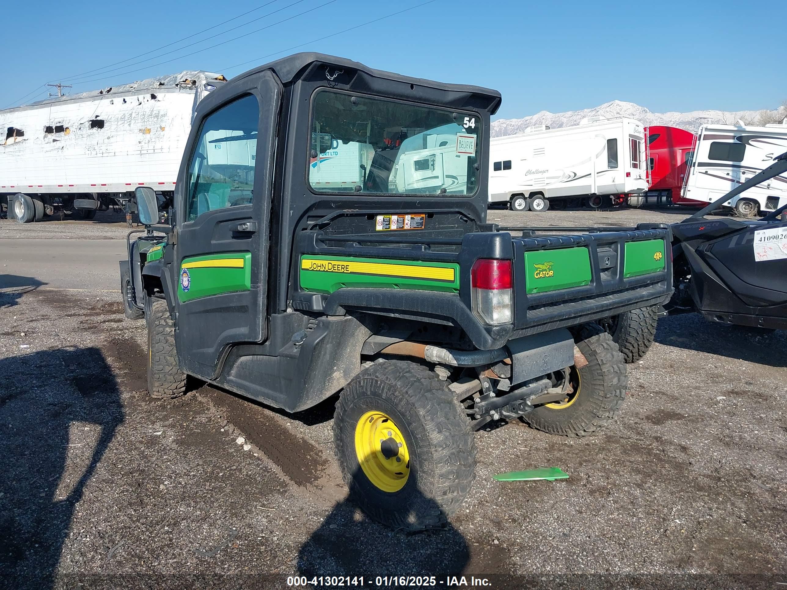 JOHN DEERE image 3