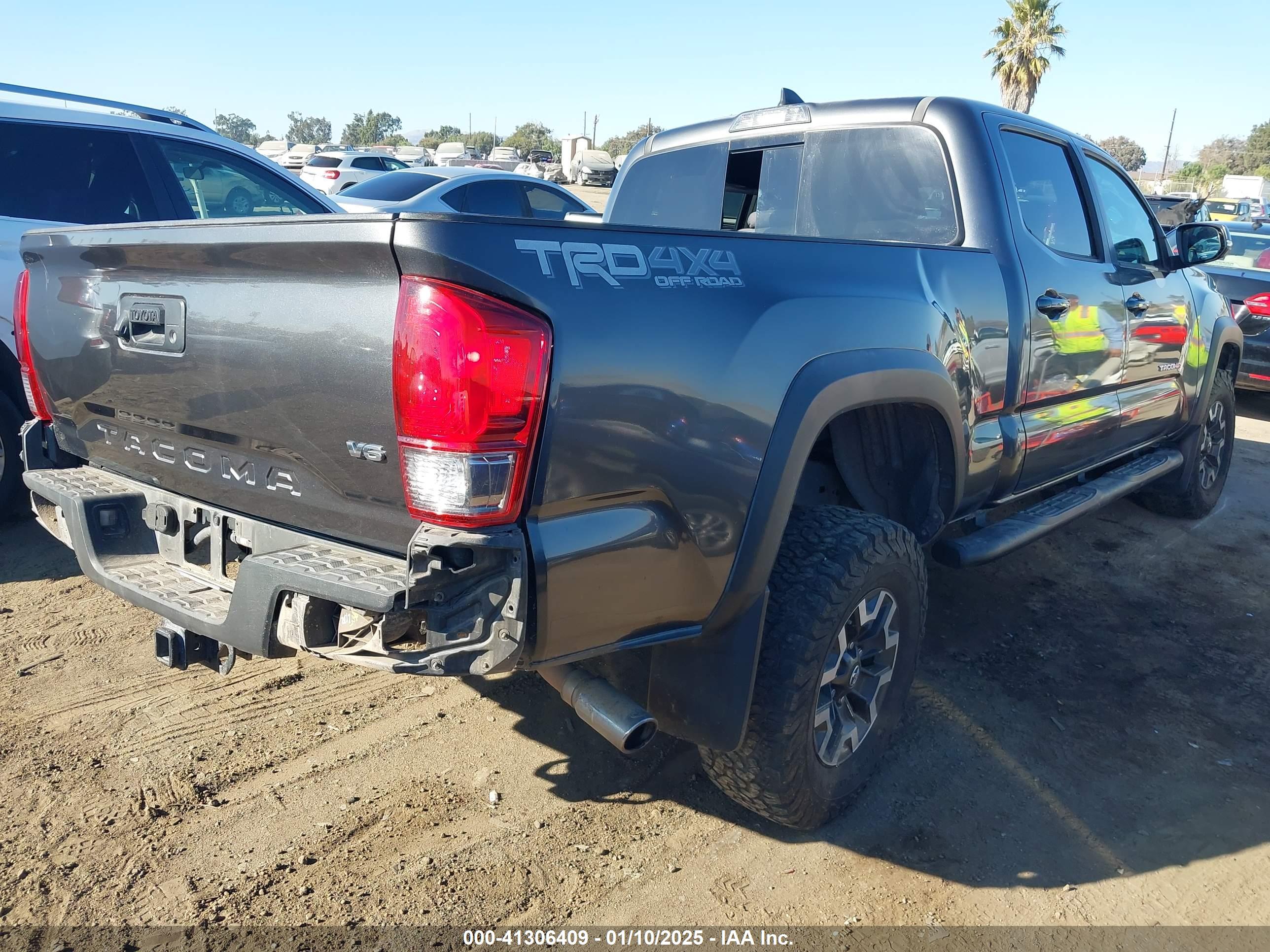 TOYOTA TACOMA image 4