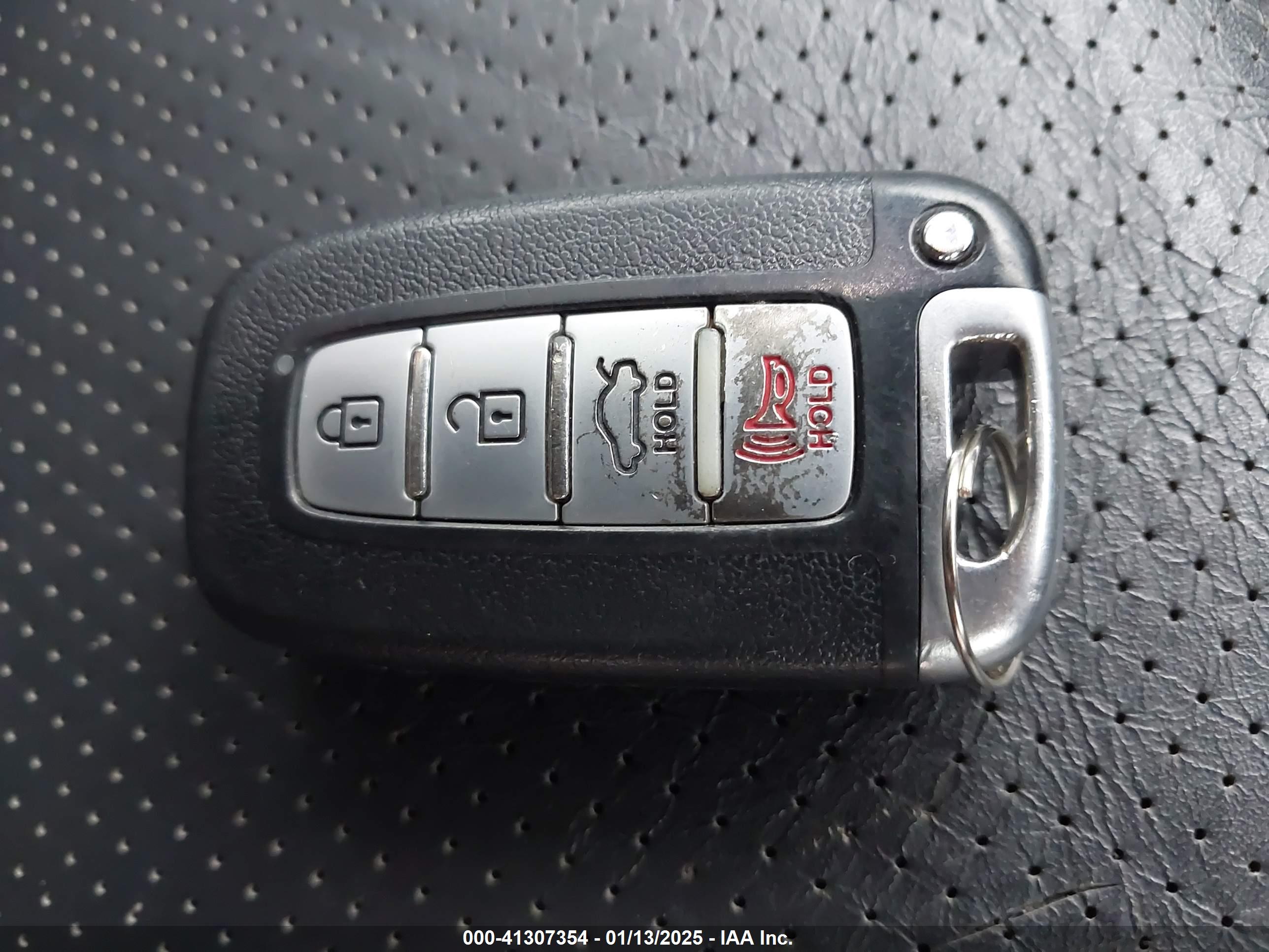 HYUNDAI AZERA image 11