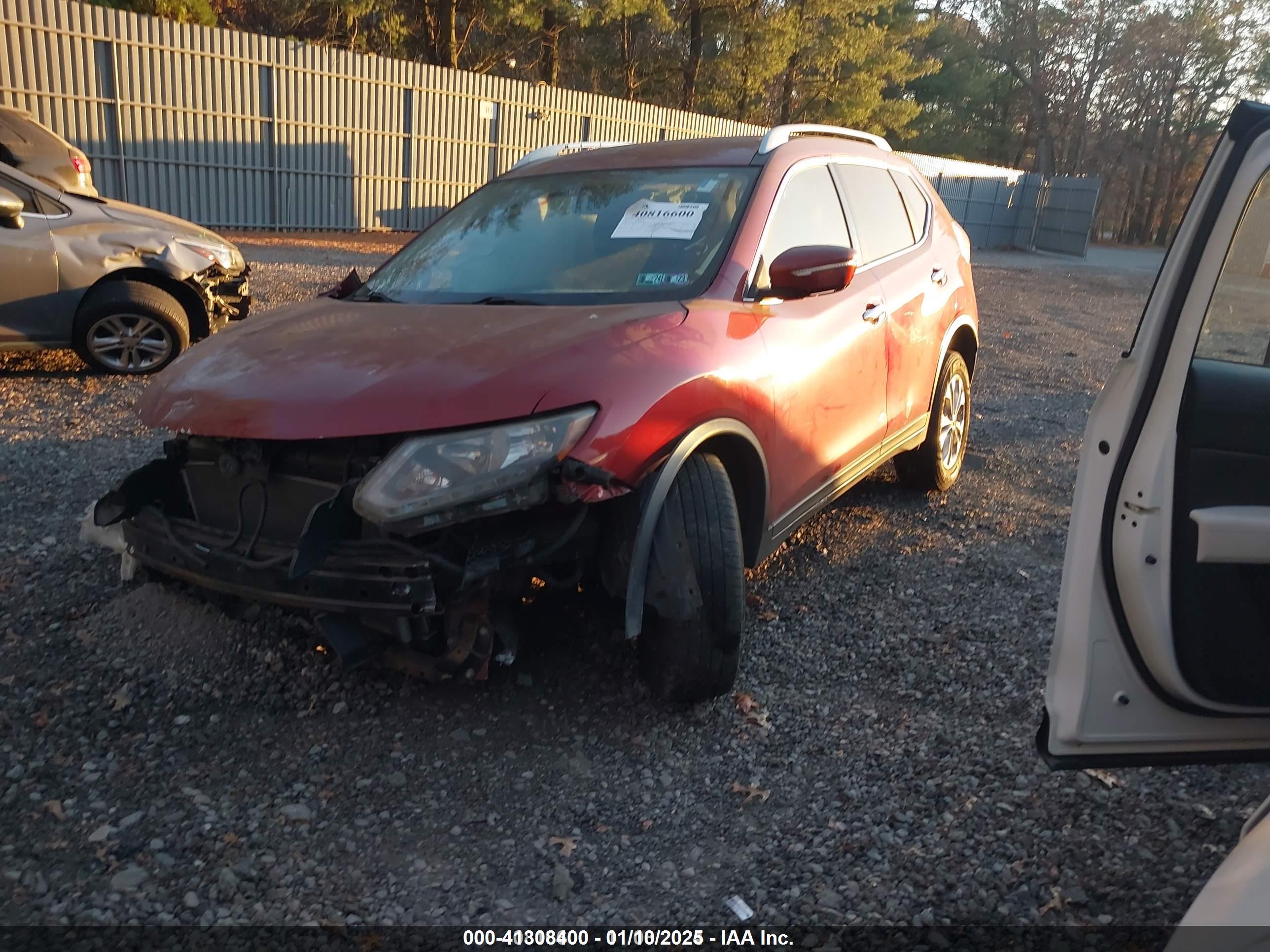 NISSAN ROGUE image 2
