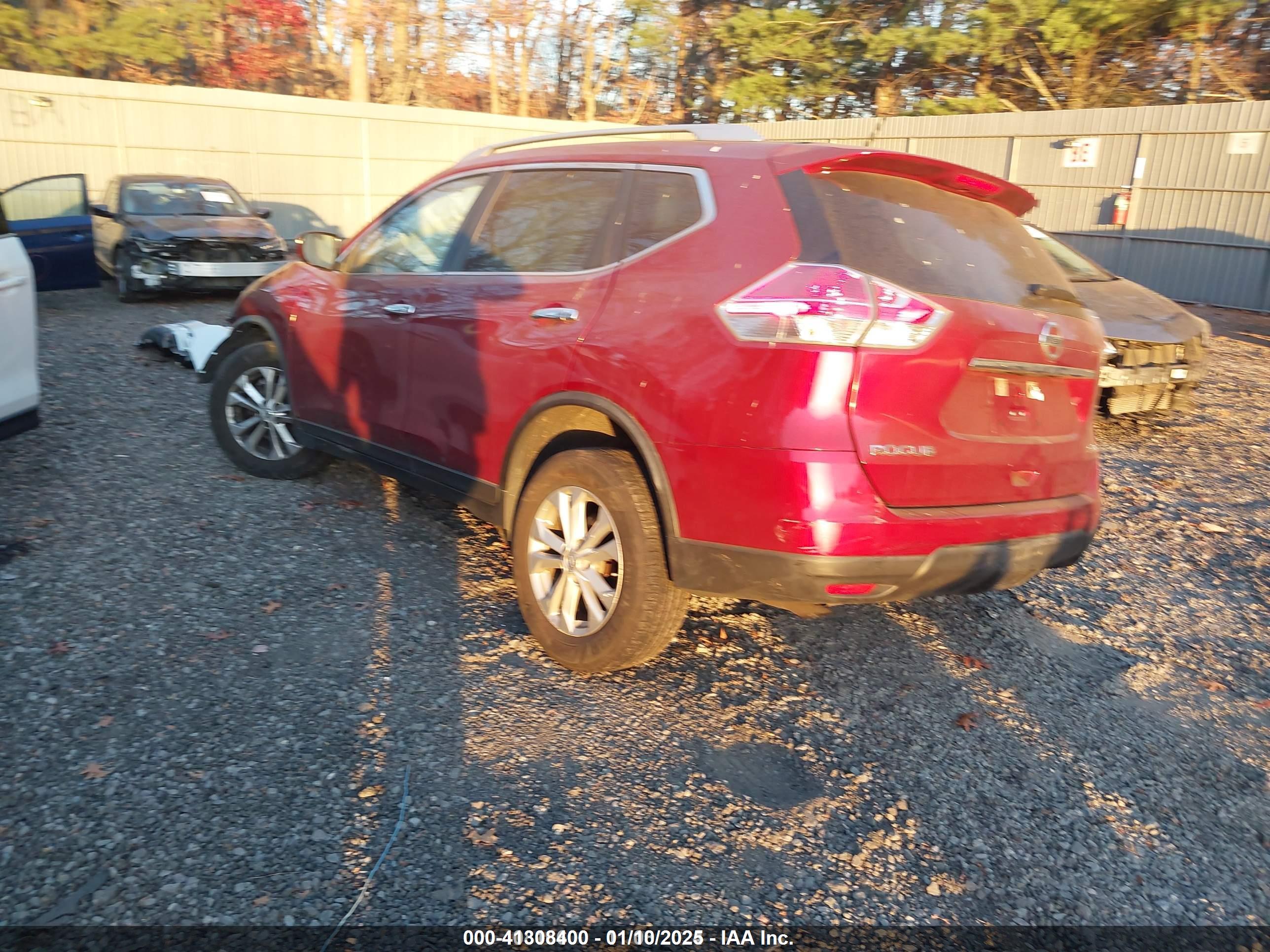 NISSAN ROGUE image 3