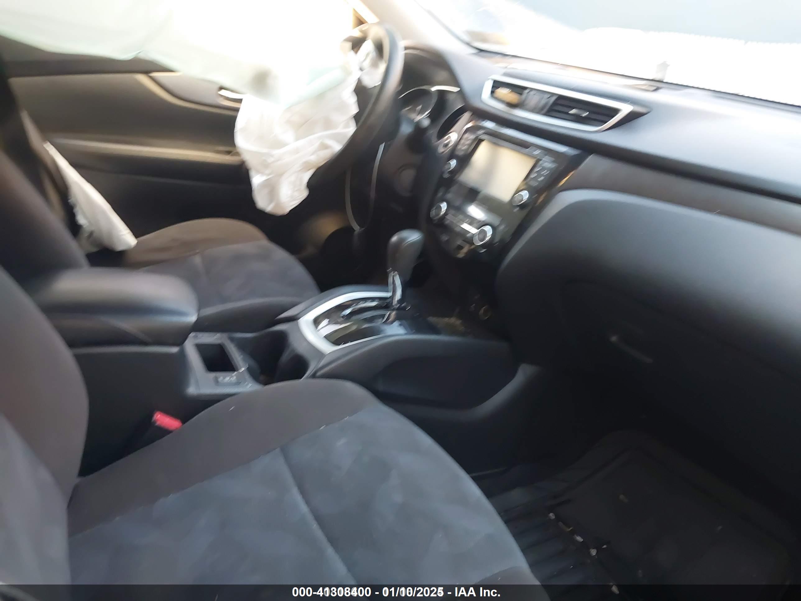 NISSAN ROGUE image 5