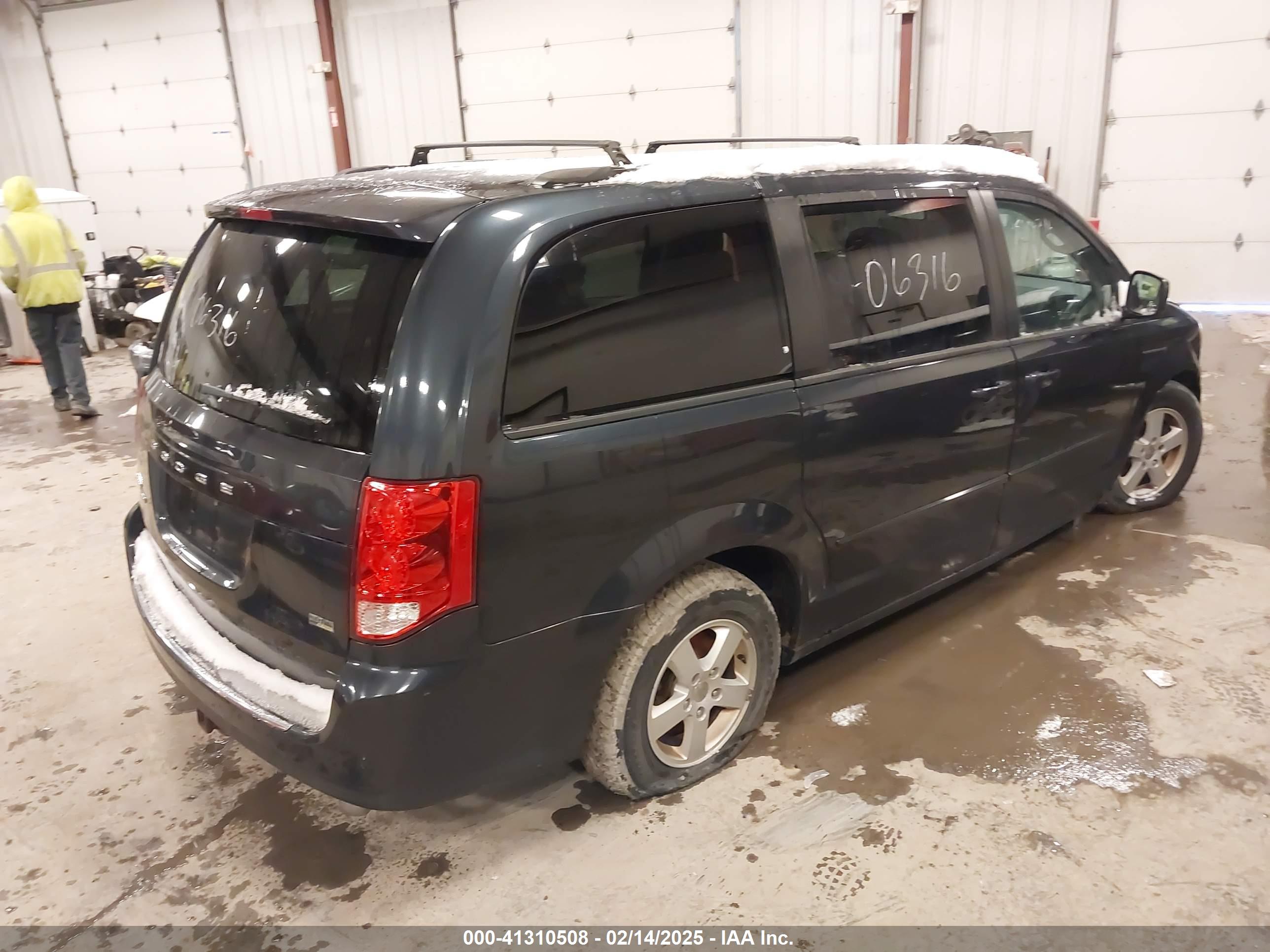 DODGE GRAND image 4