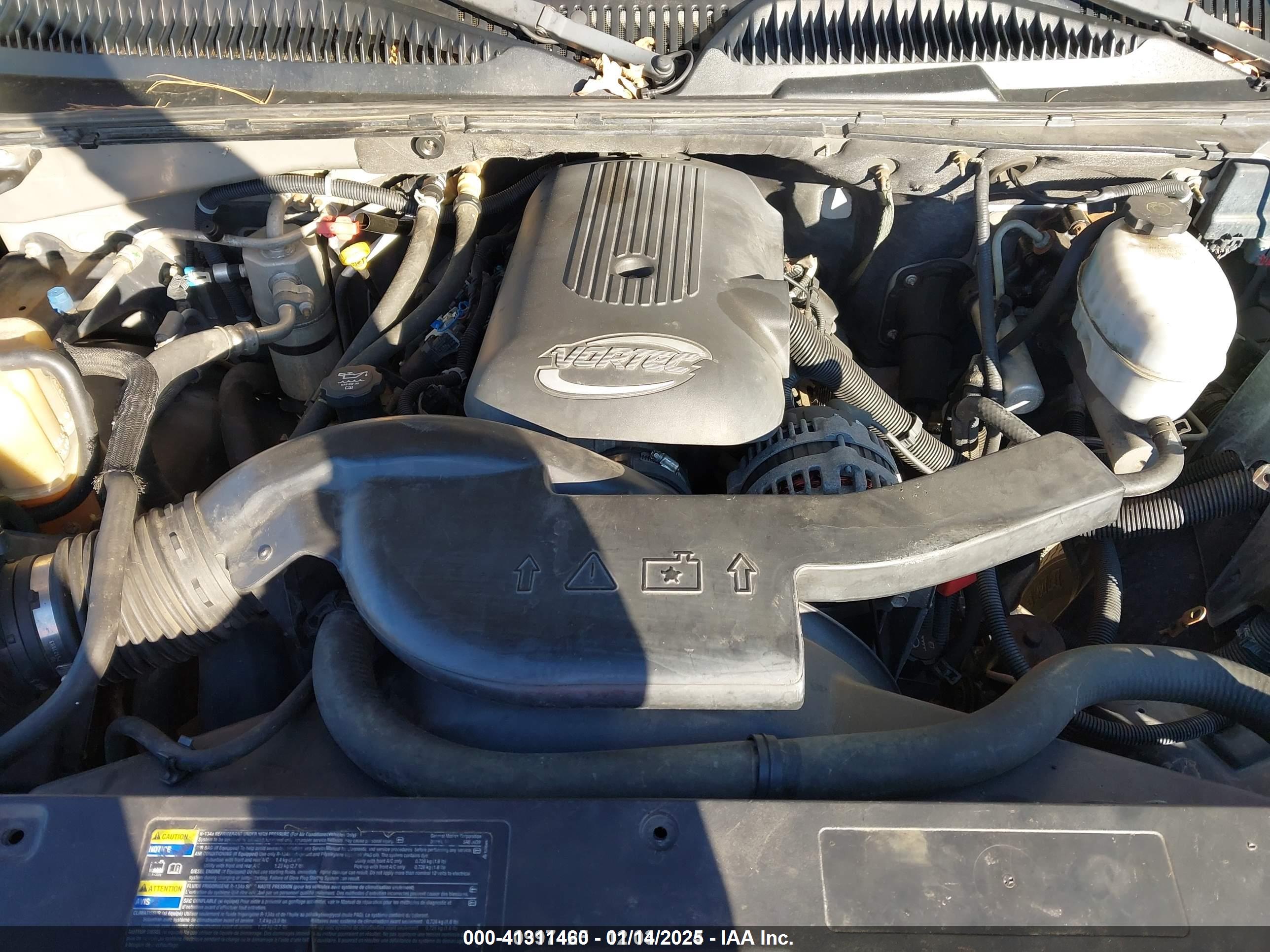 CHEVROLET SUBURBAN image 10