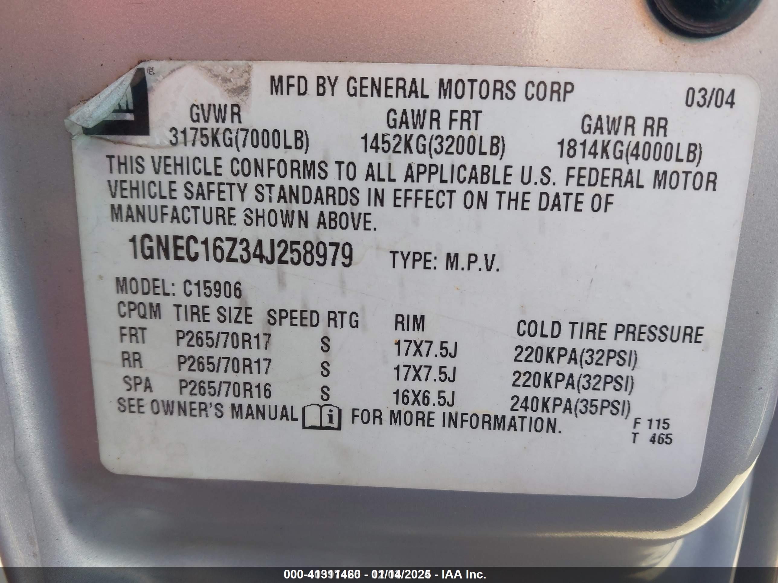 CHEVROLET SUBURBAN image 9