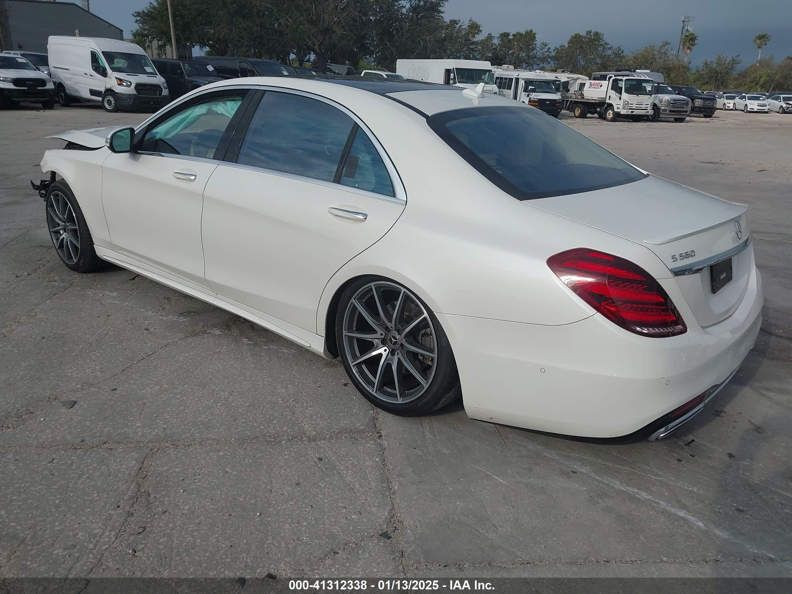 MERCEDES-BENZ S image 3