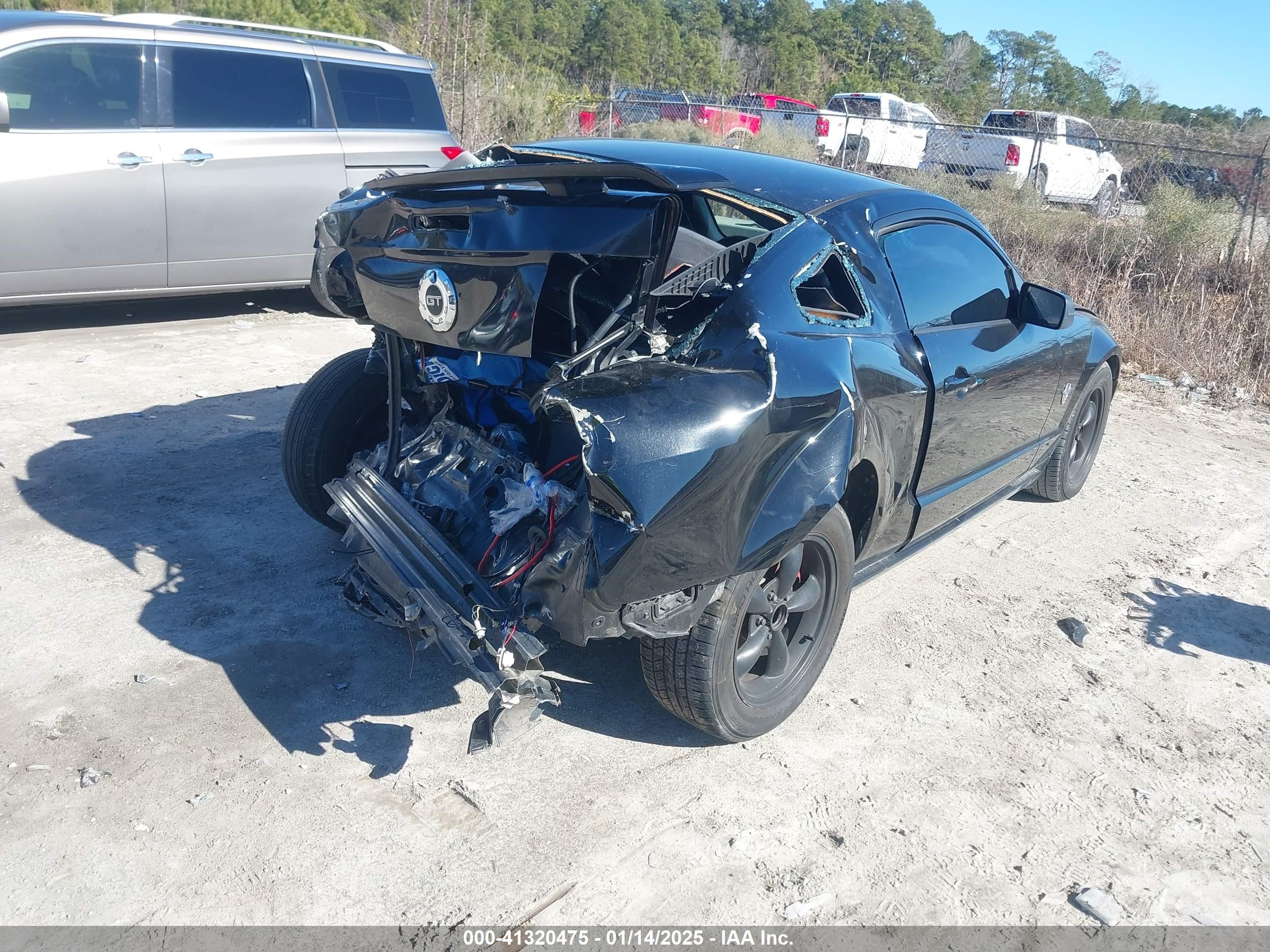 FORD MUSTANG image 4
