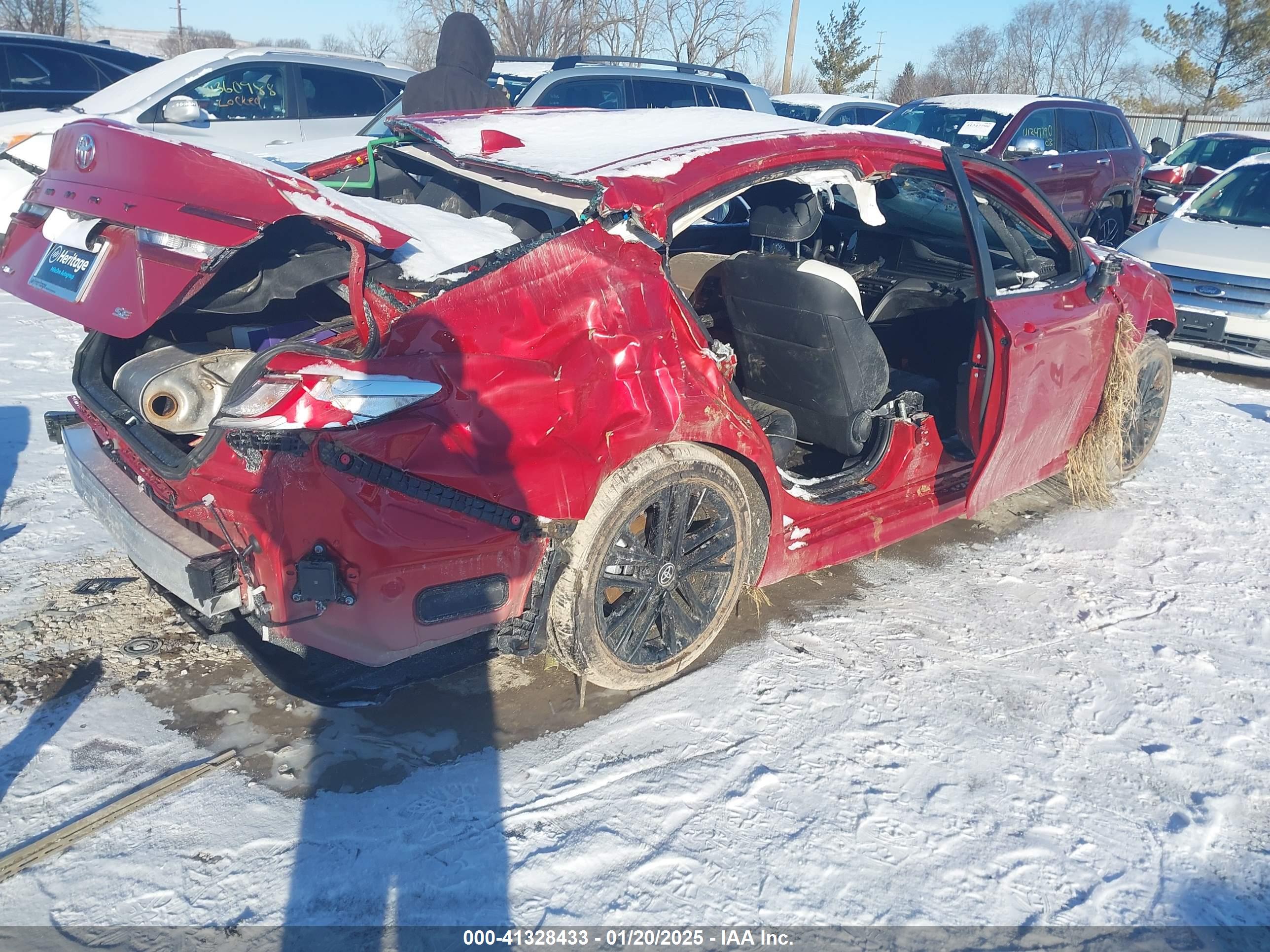 TOYOTA CAMRY image 4