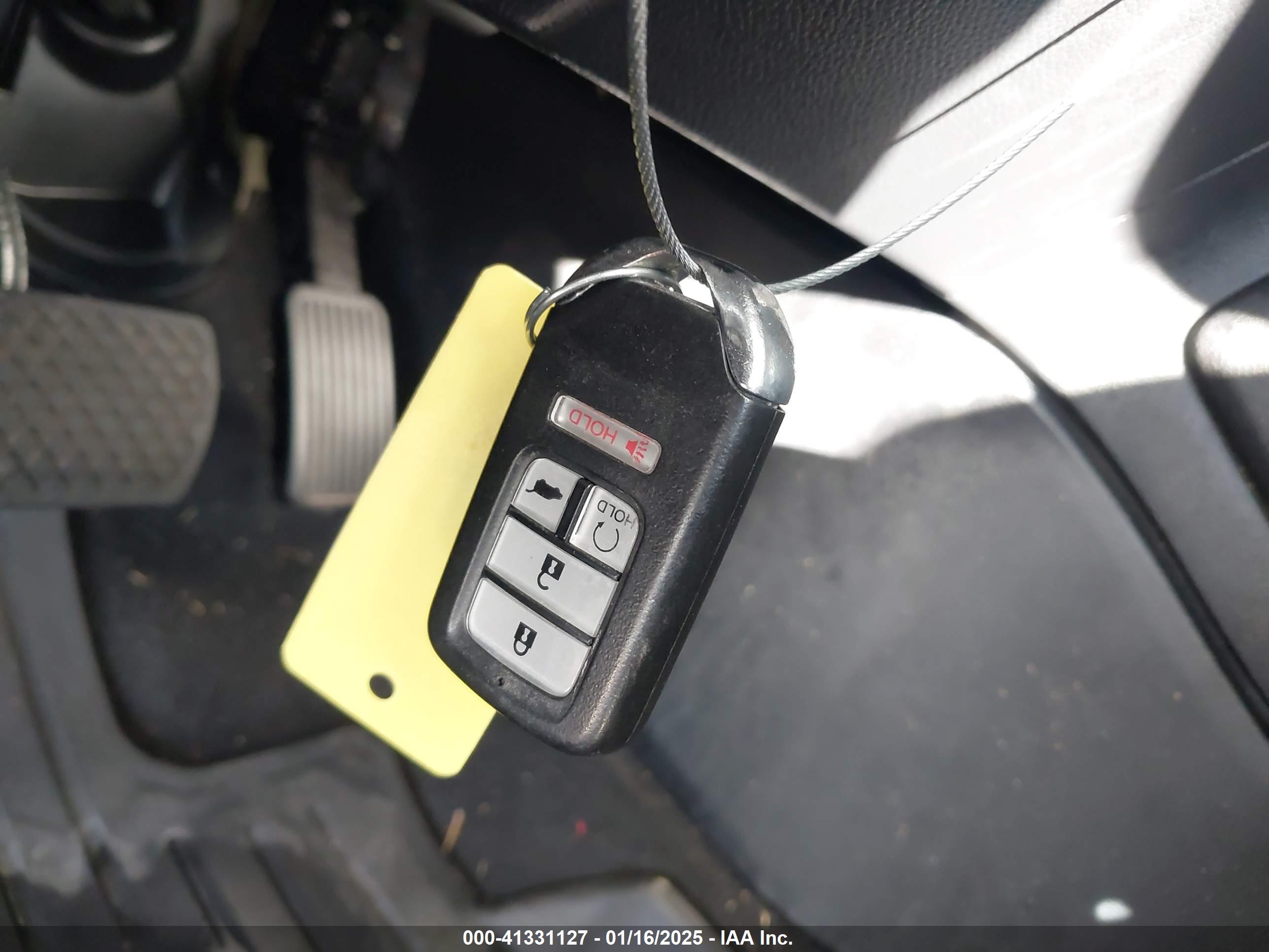 HONDA CR-V image 11