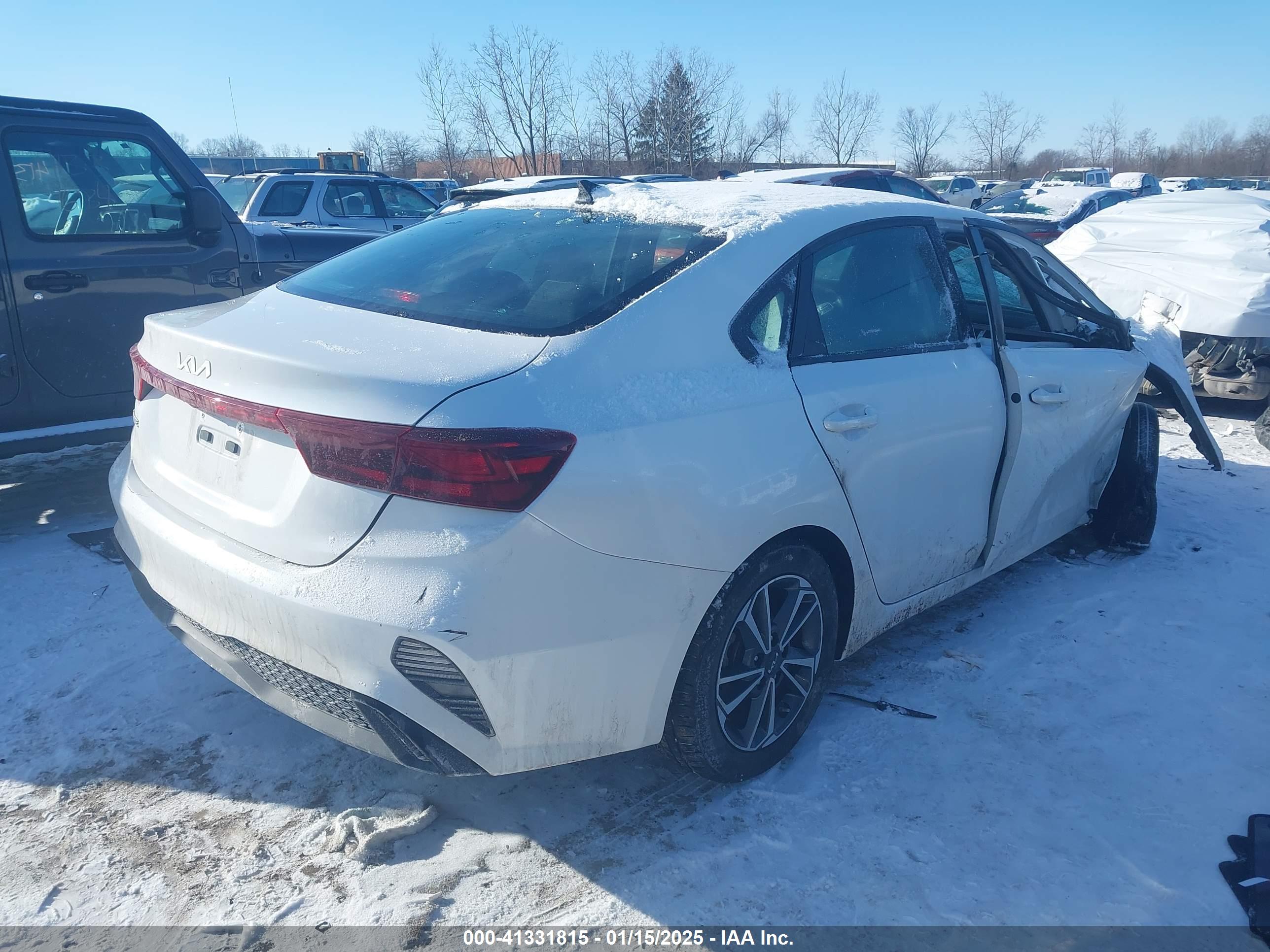 KIA FORTE image 4