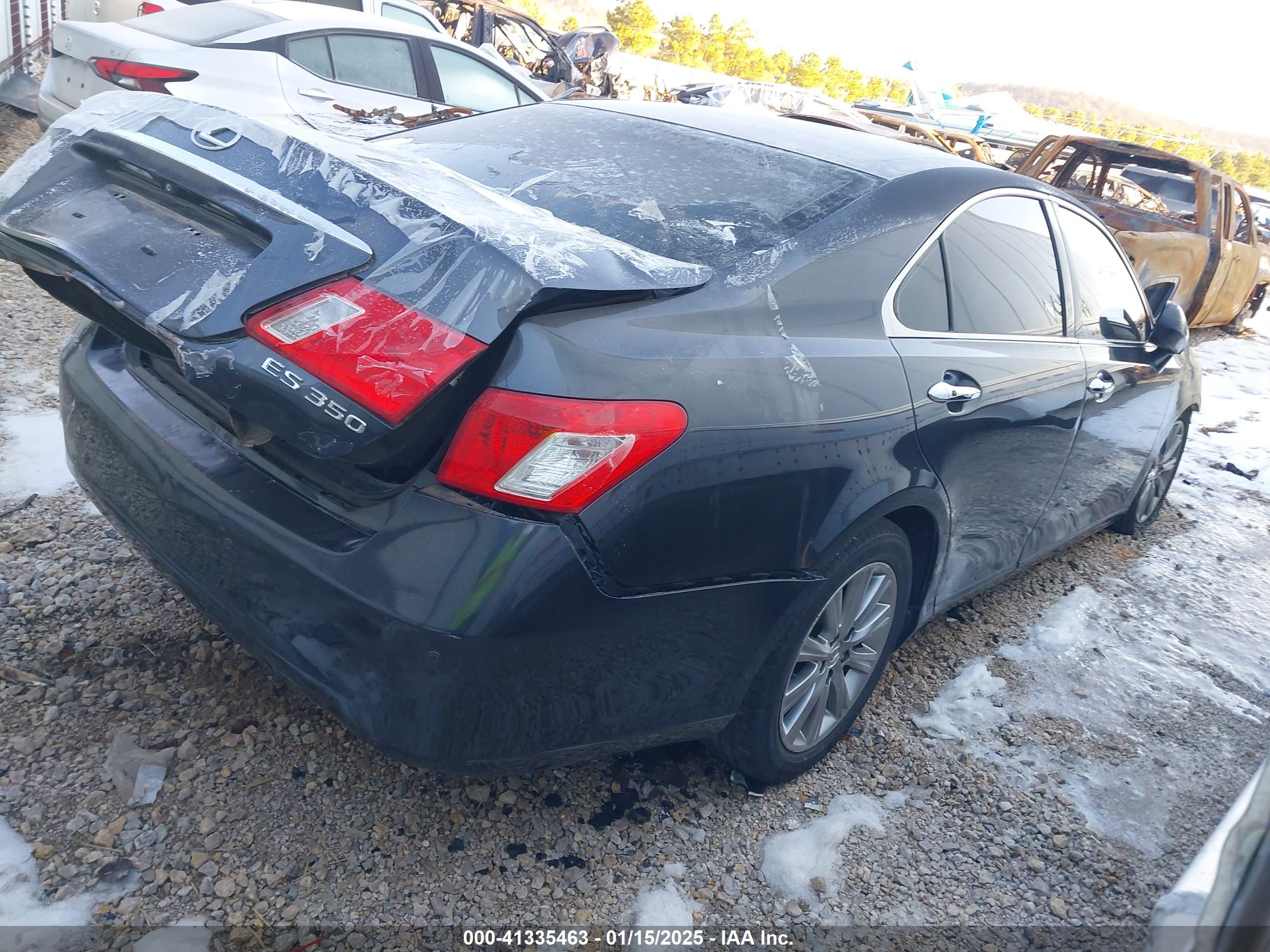 LEXUS ES image 4