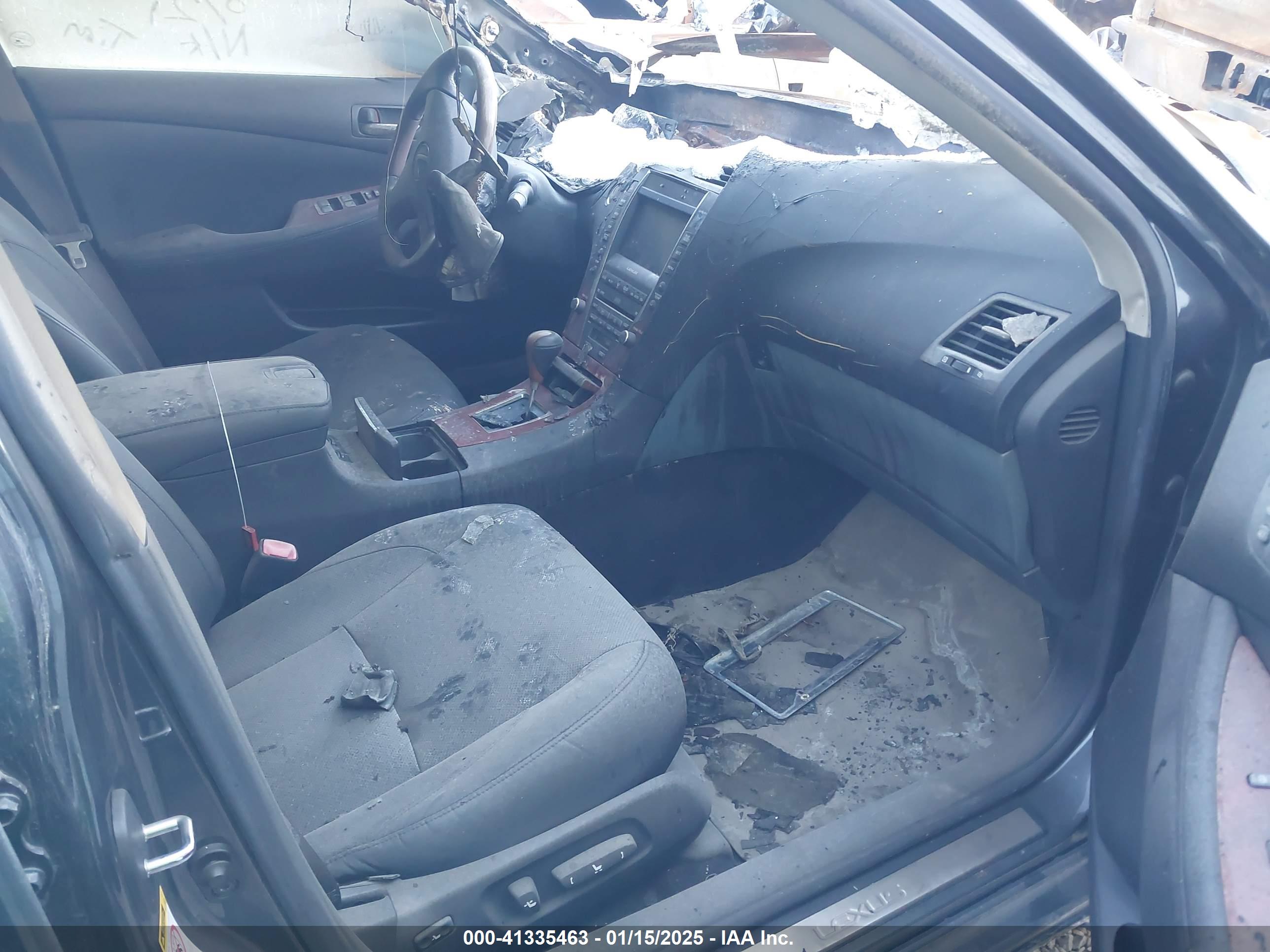 LEXUS ES image 5