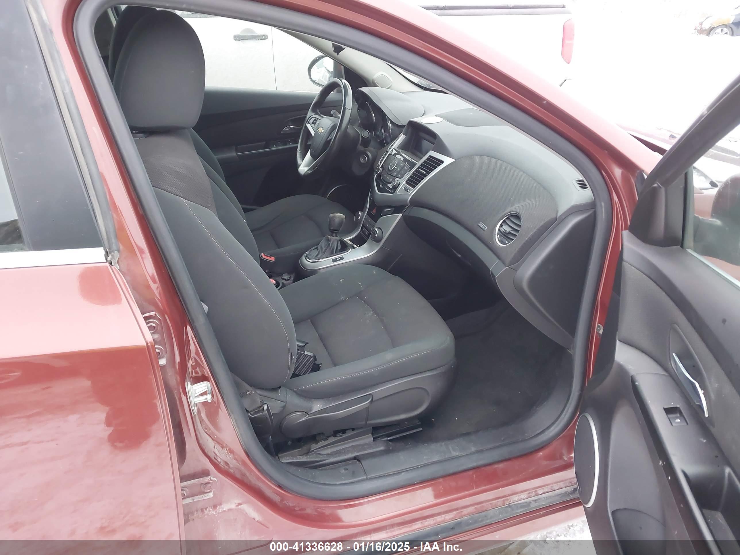 CHEVROLET CRUZE image 5