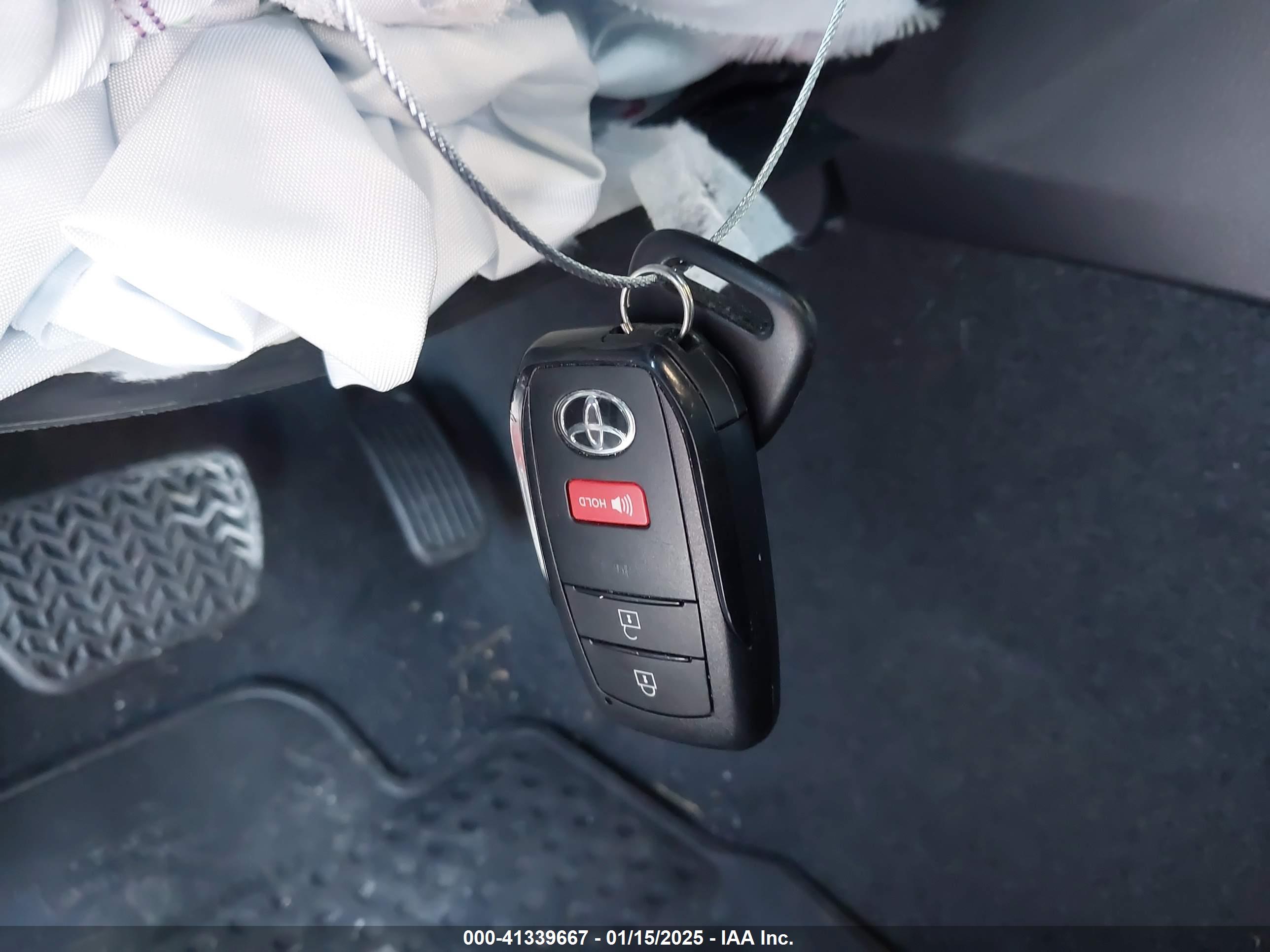 TOYOTA TACOMA image 11