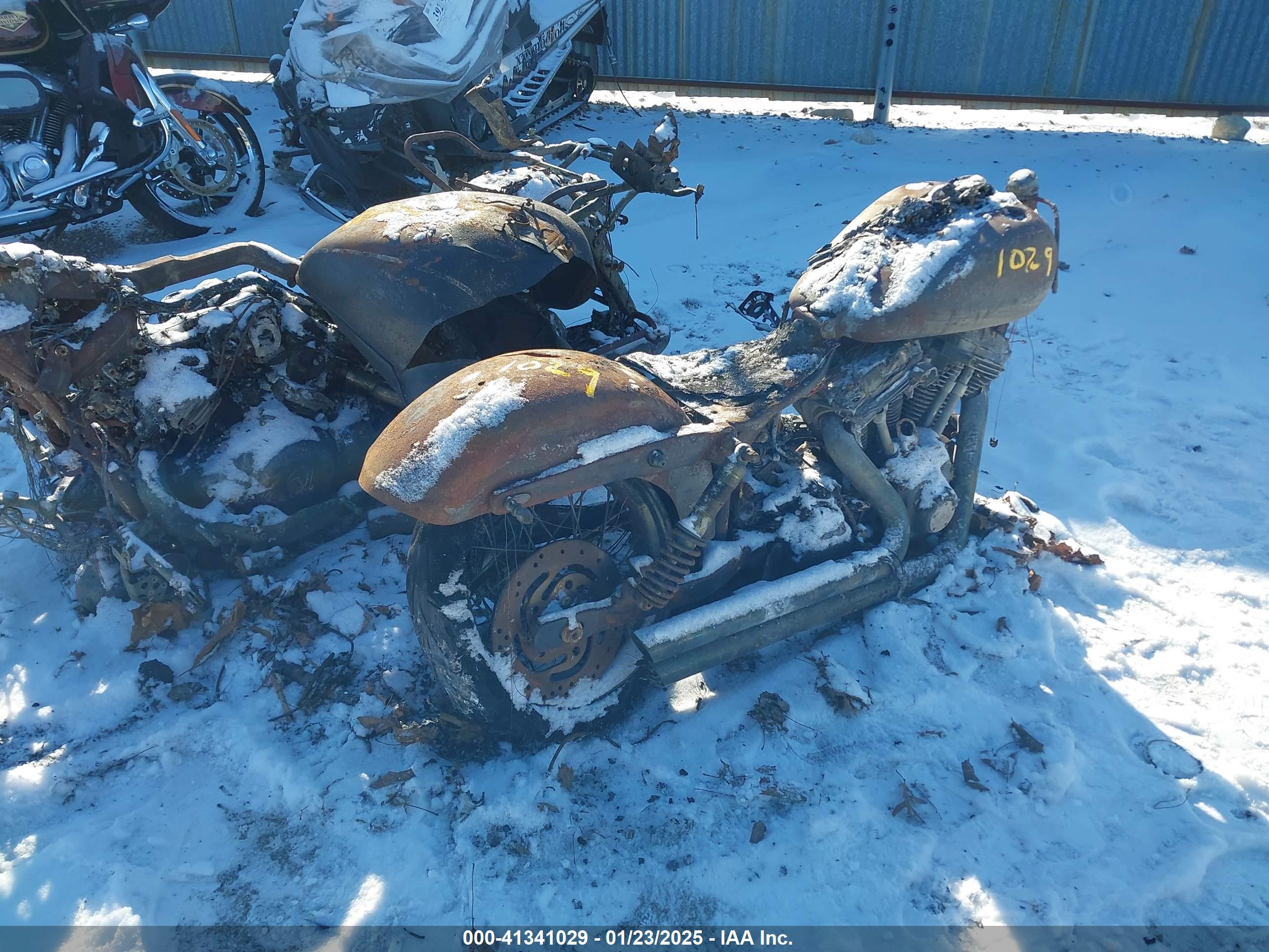 HARLEY-DAVIDSON FXDWG image 4