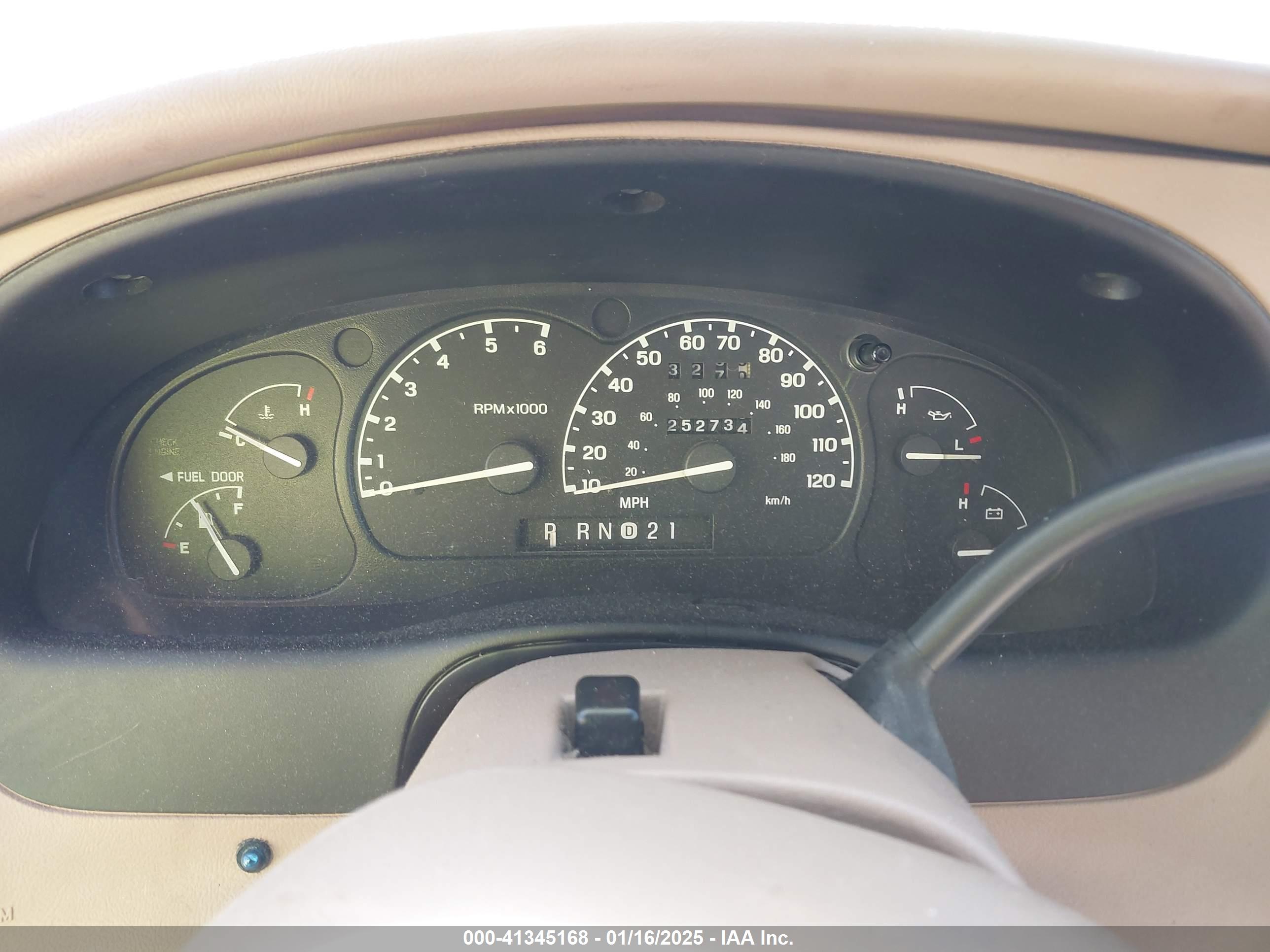 FORD EXPLORER image 7