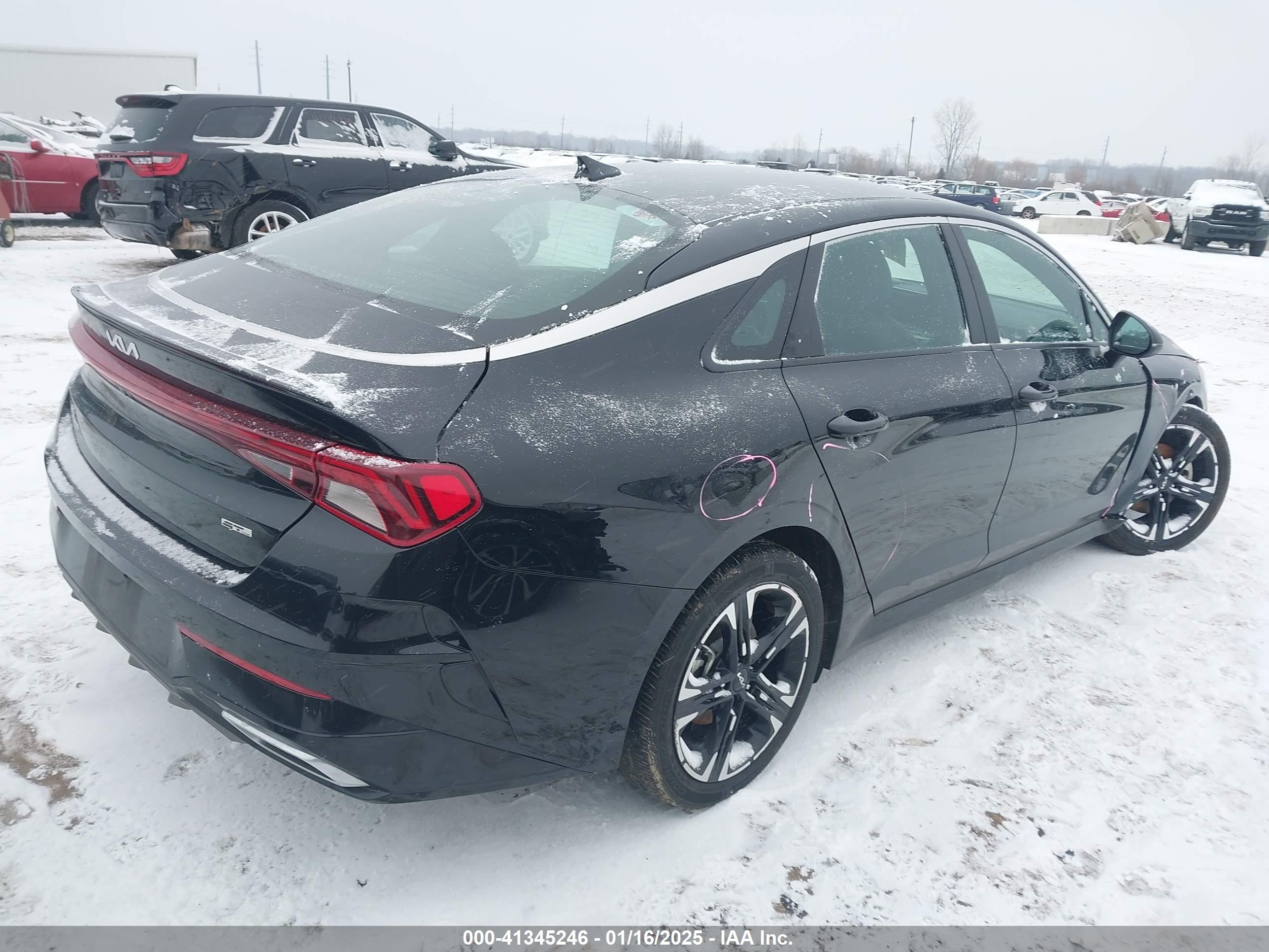 KIA K5 image 4