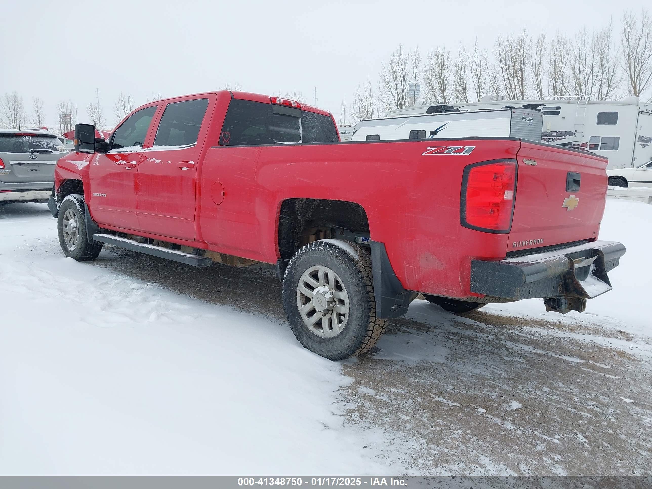 CHEVROLET SILVERADO image 3