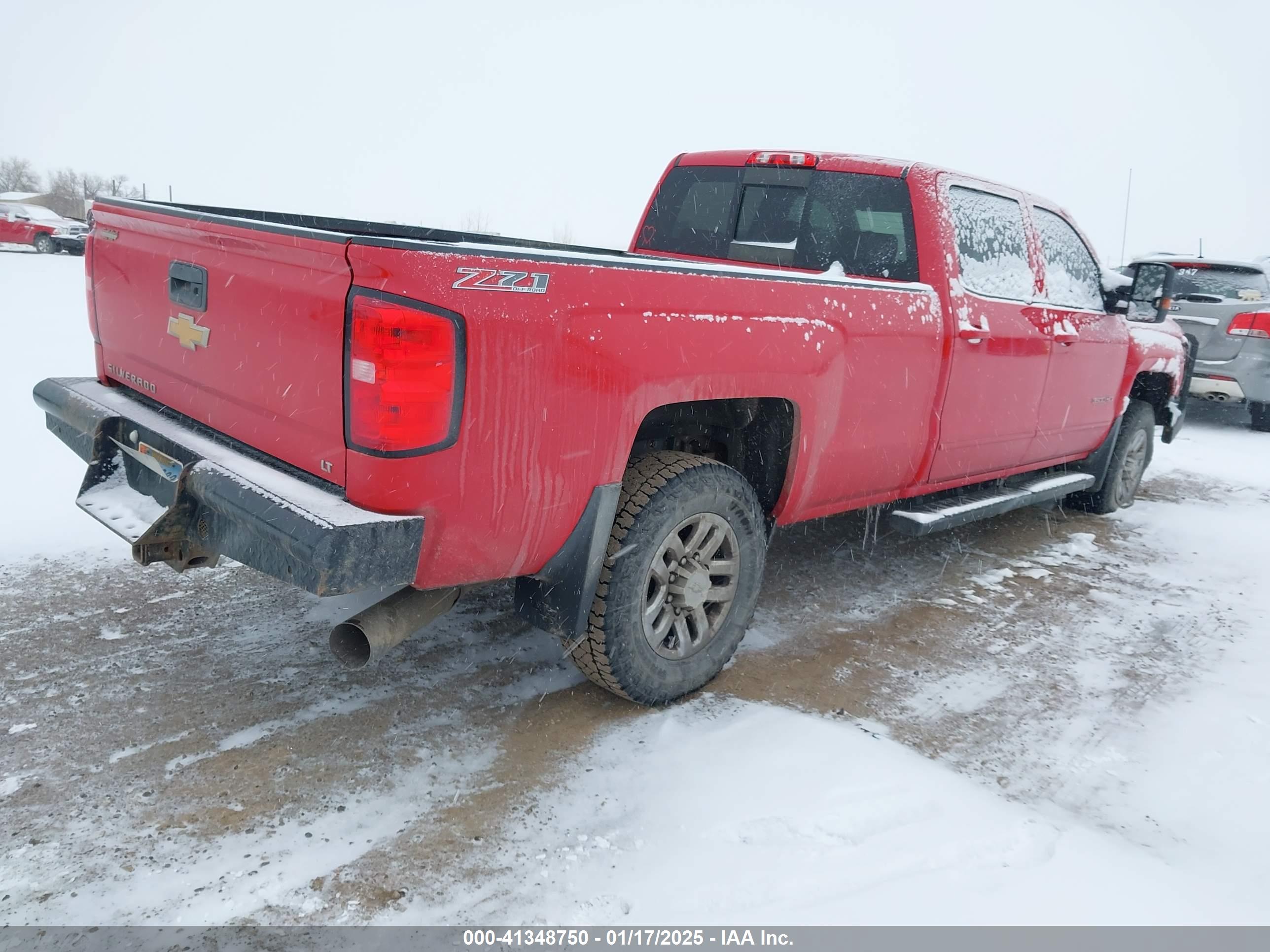 CHEVROLET SILVERADO image 4