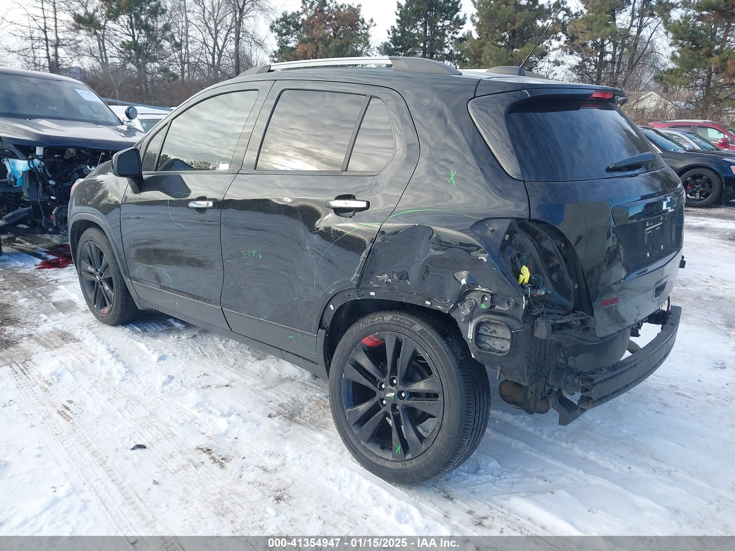 CHEVROLET TRAX image 3