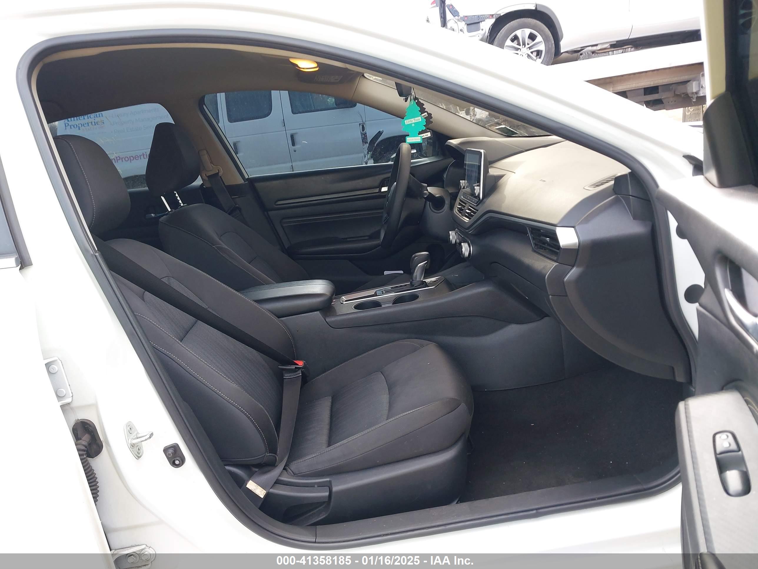 NISSAN ALTIMA image 5