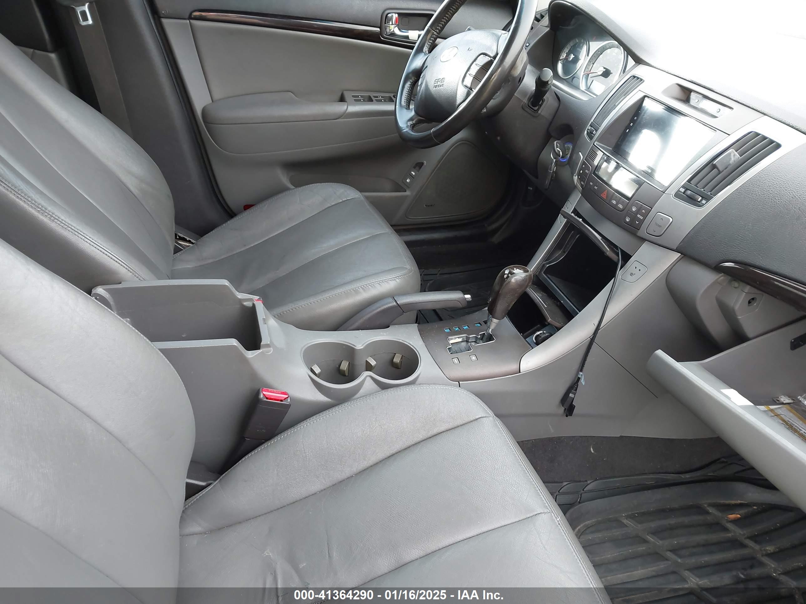 HYUNDAI SONATA image 5