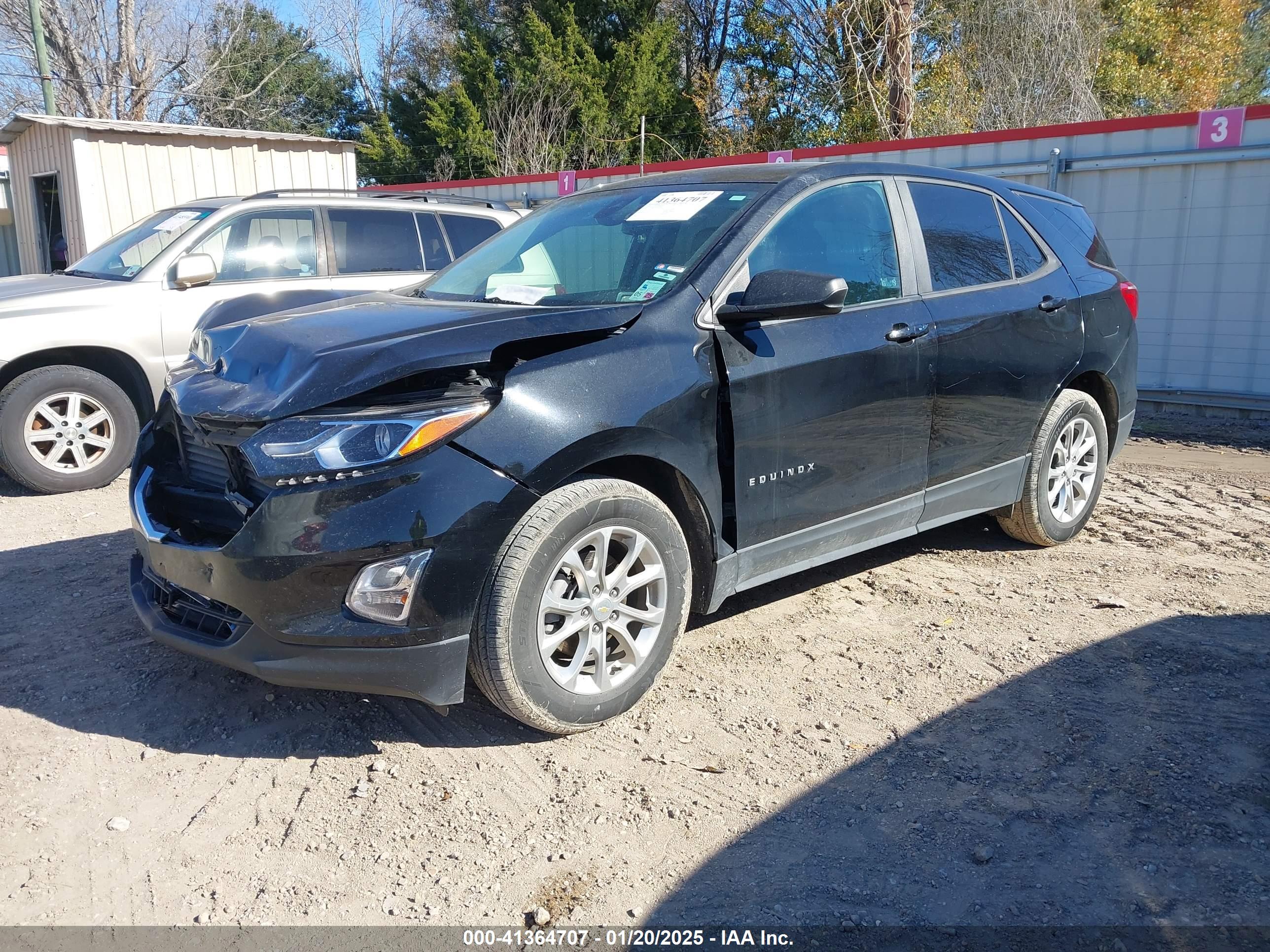 CHEVROLET EQUINOX image 2