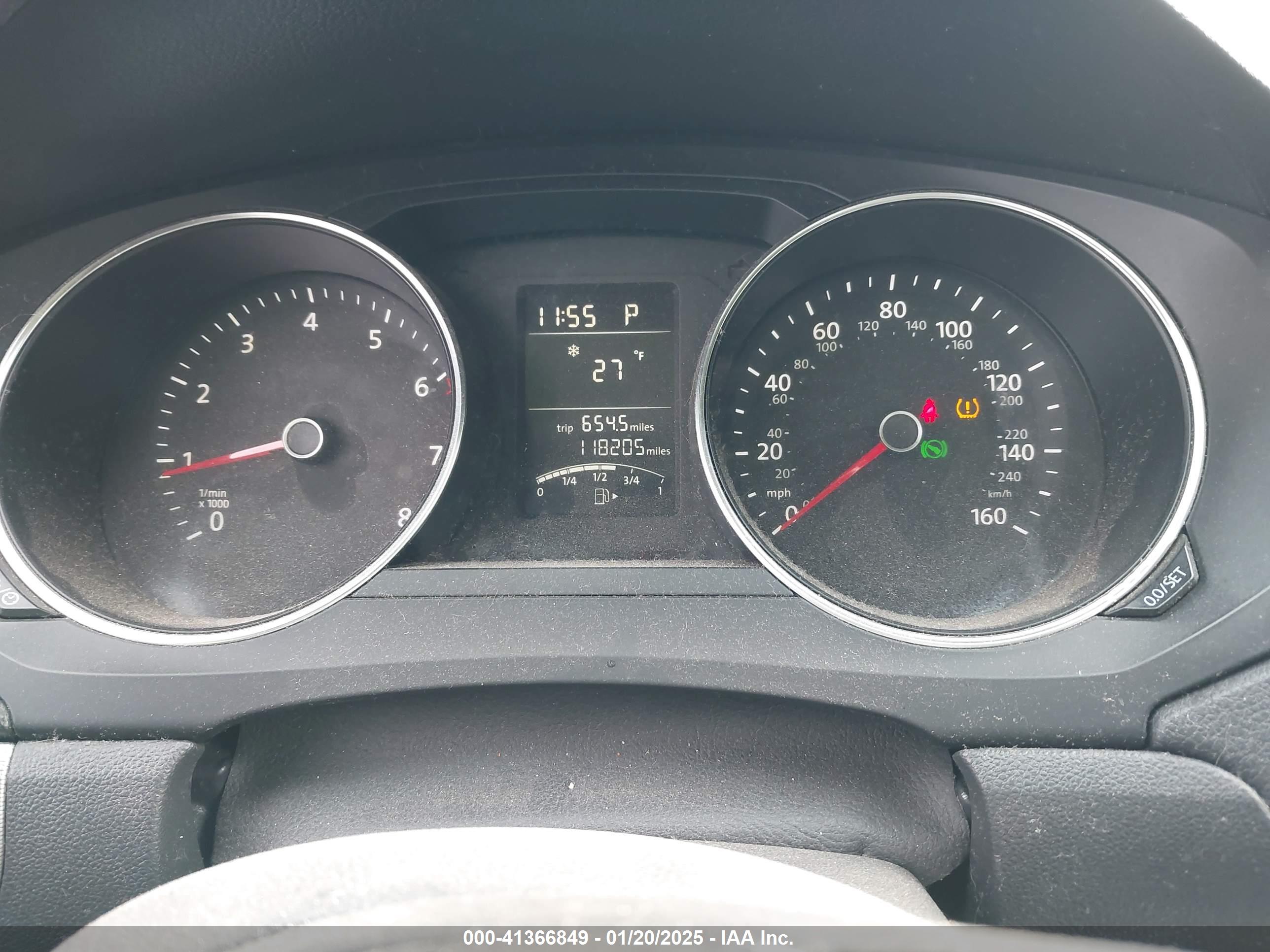 VOLKSWAGEN JETTA image 7