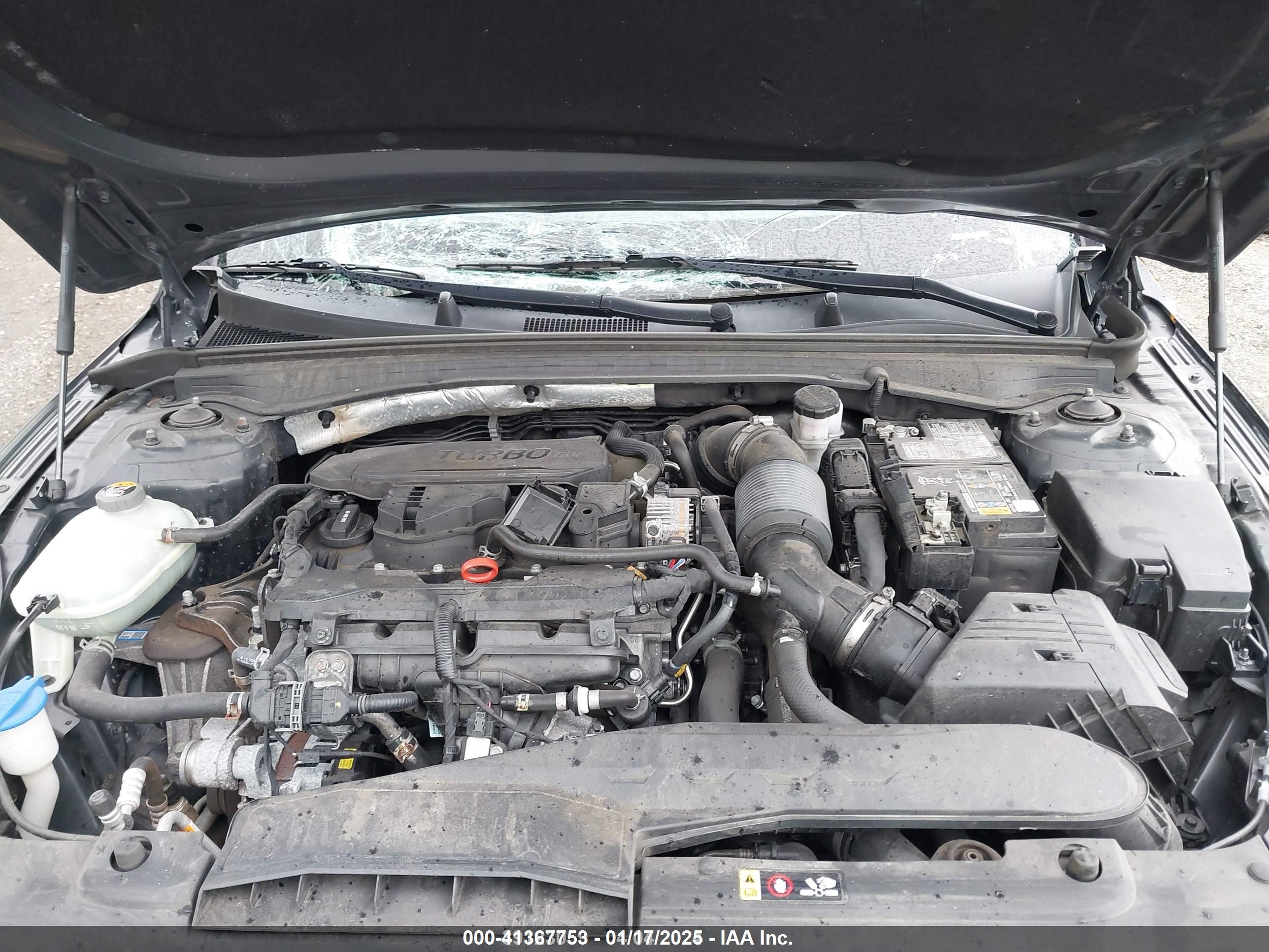 KIA K5 image 10
