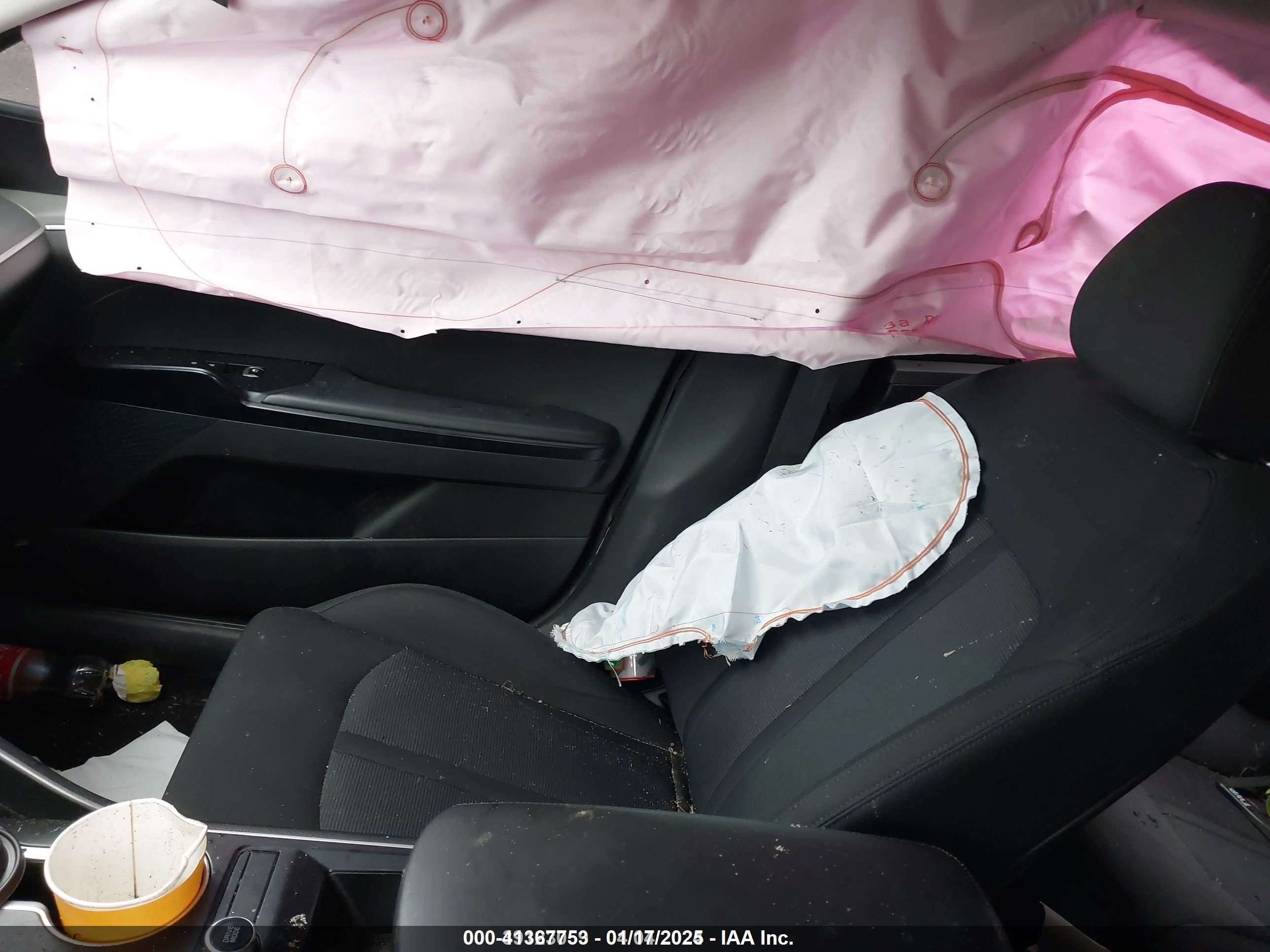 KIA K5 image 5
