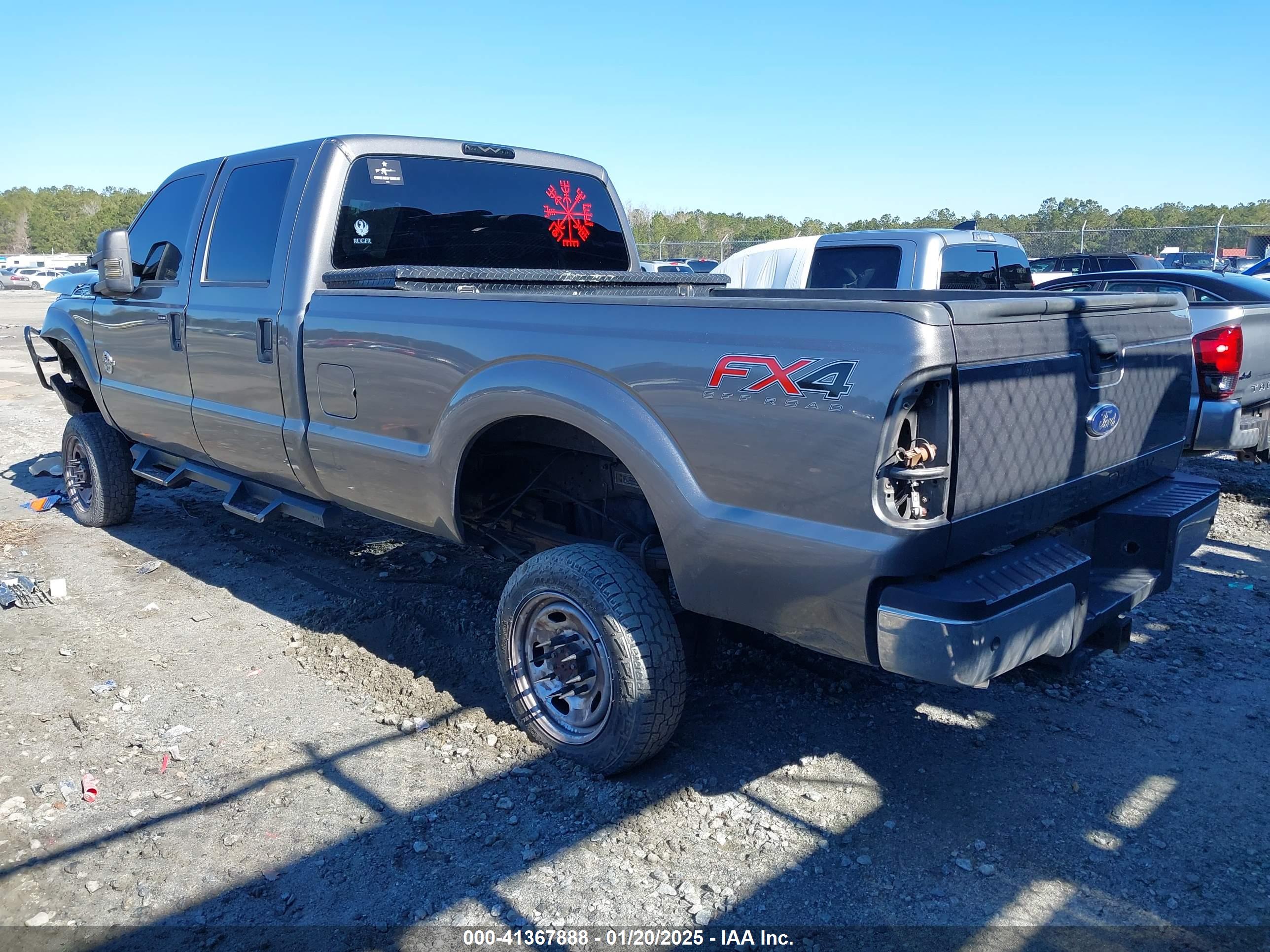 FORD F-250 image 3