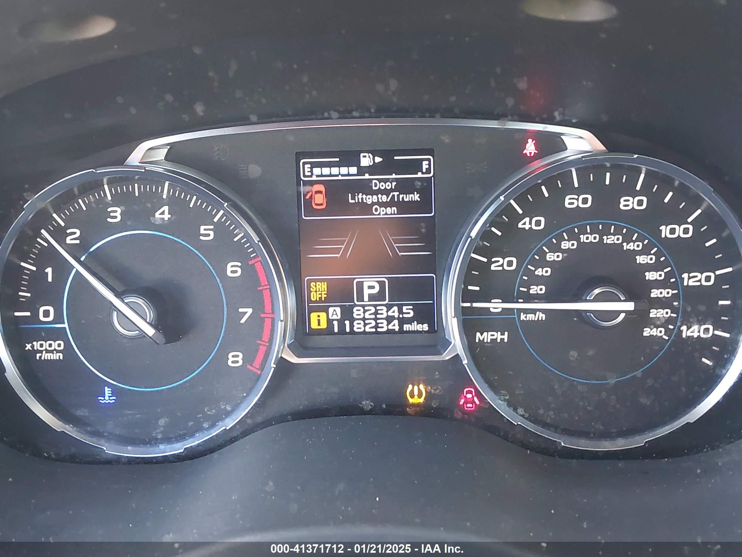 SUBARU FORESTER image 7