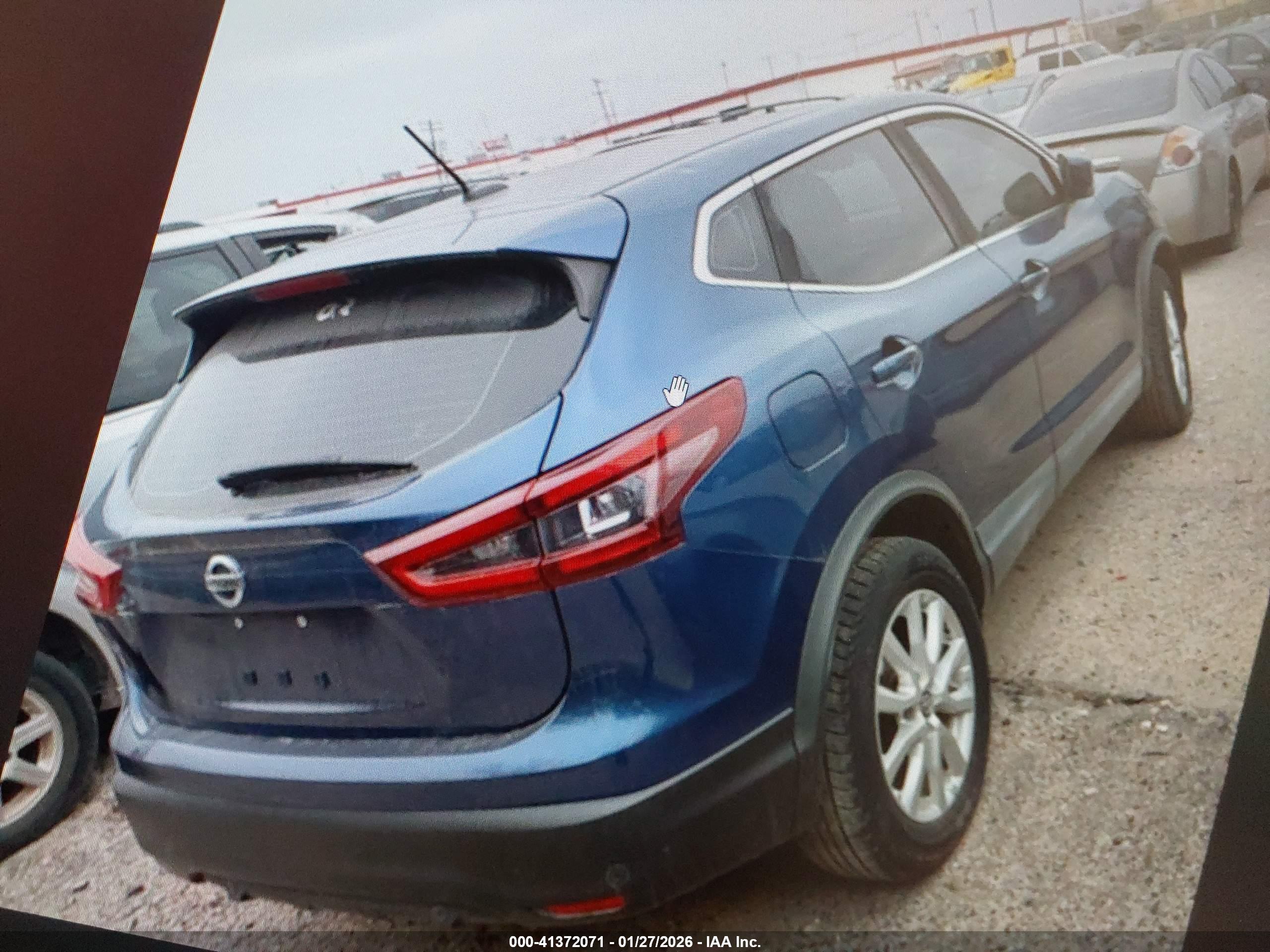 NISSAN ROGUE image 4