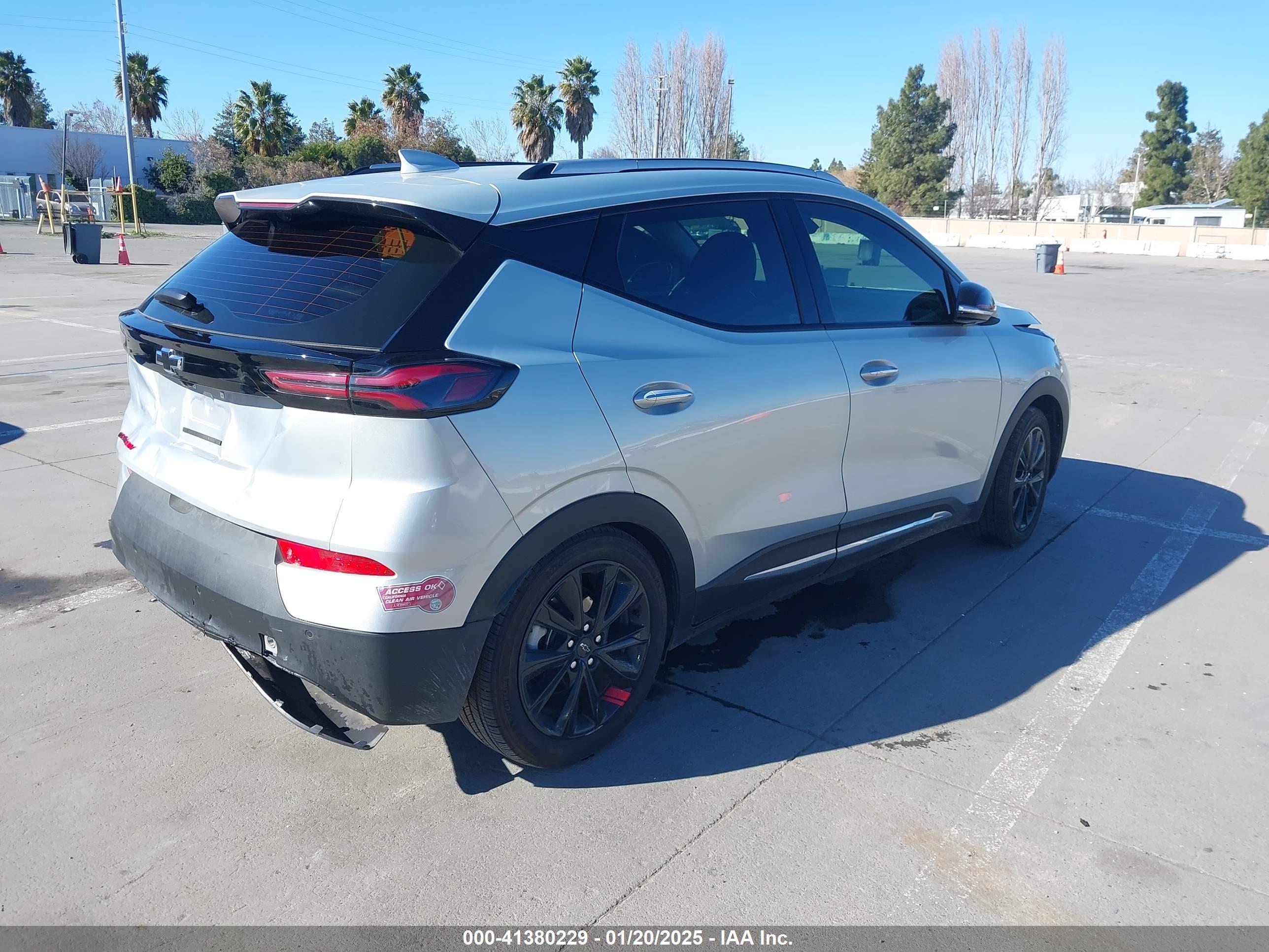 CHEVROLET BOLT image 4