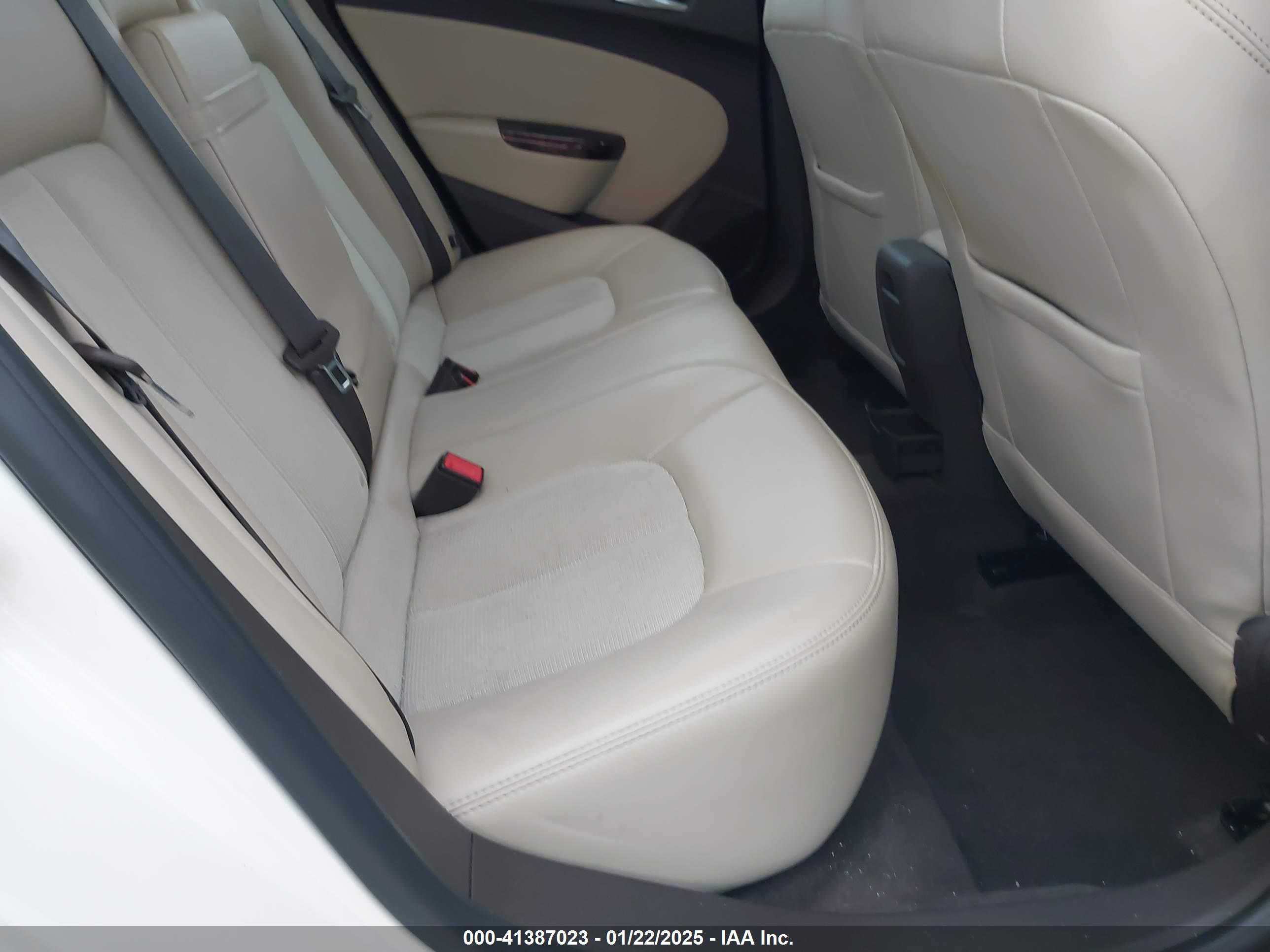 BUICK VERANO image 8
