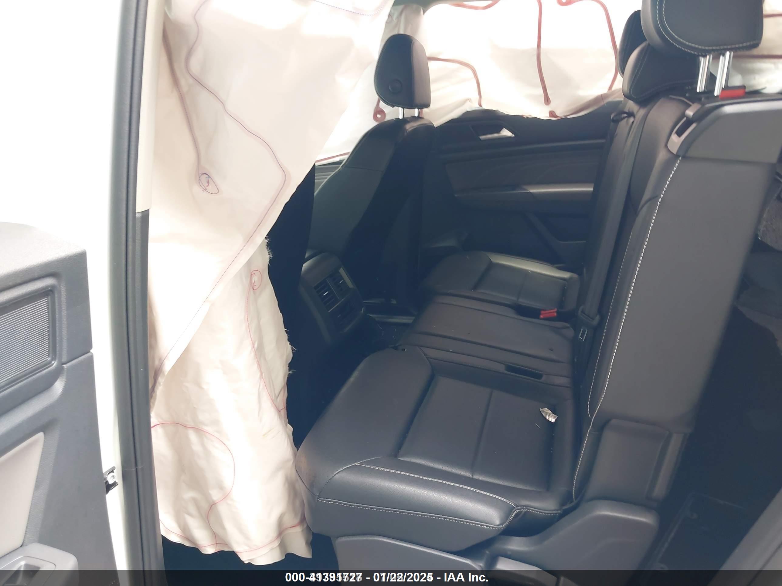 VOLKSWAGEN ATLAS image 8