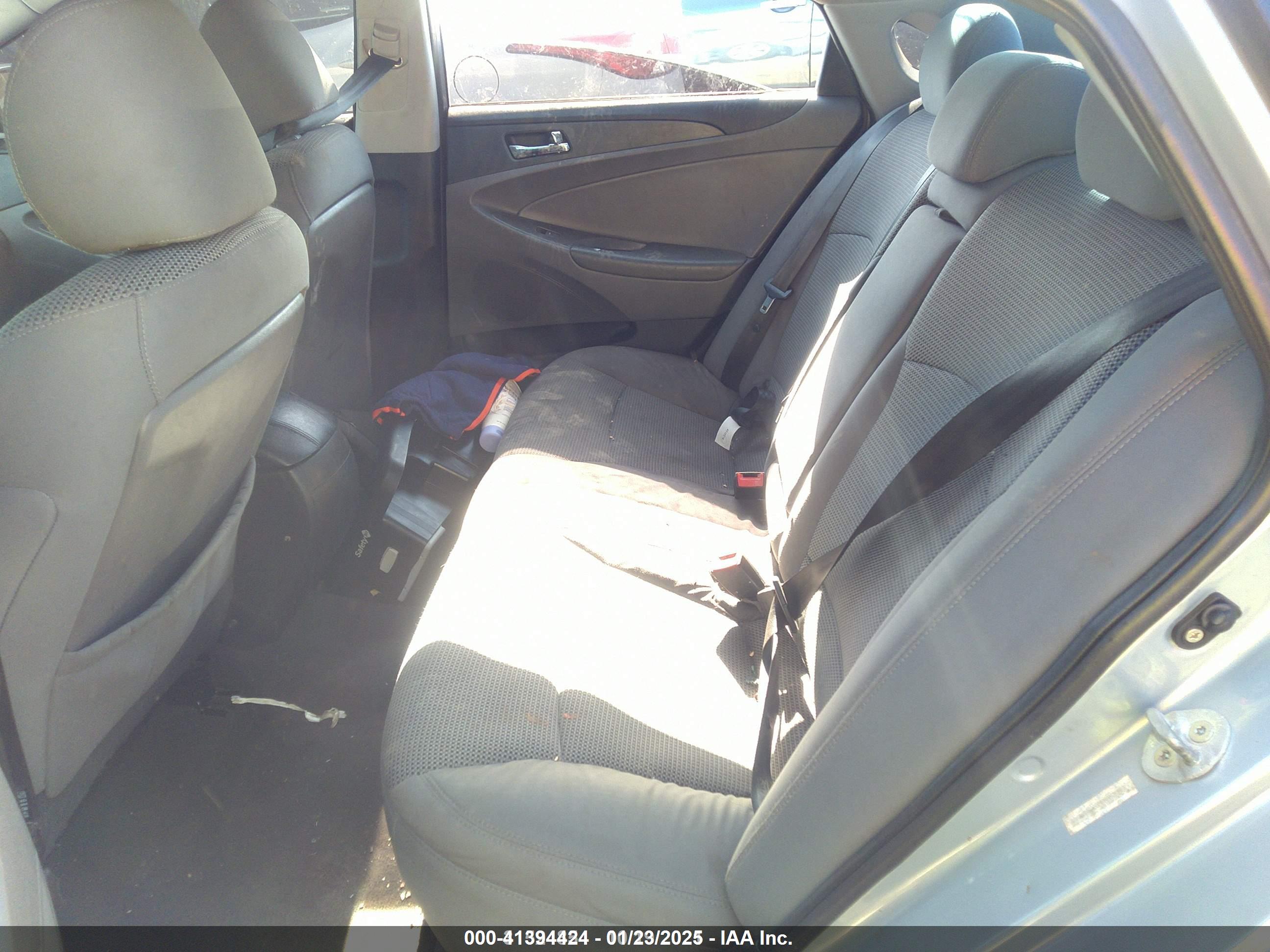 HYUNDAI SONATA image 8