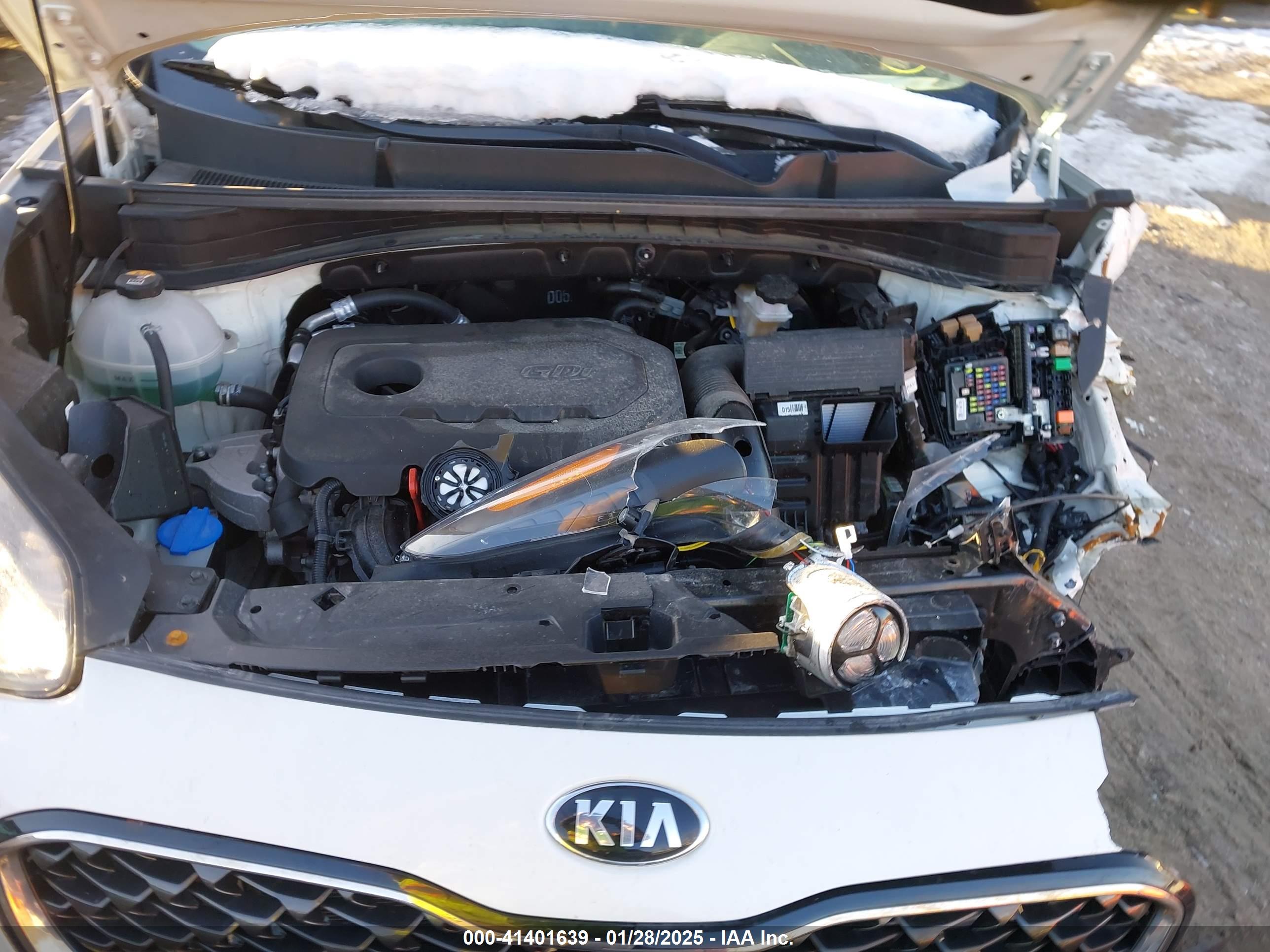 KIA SPORTAGE image 10