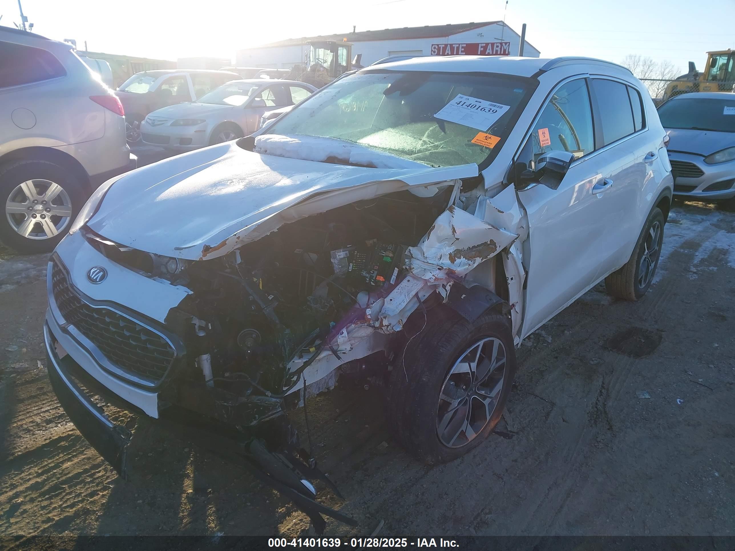 KIA SPORTAGE image 6