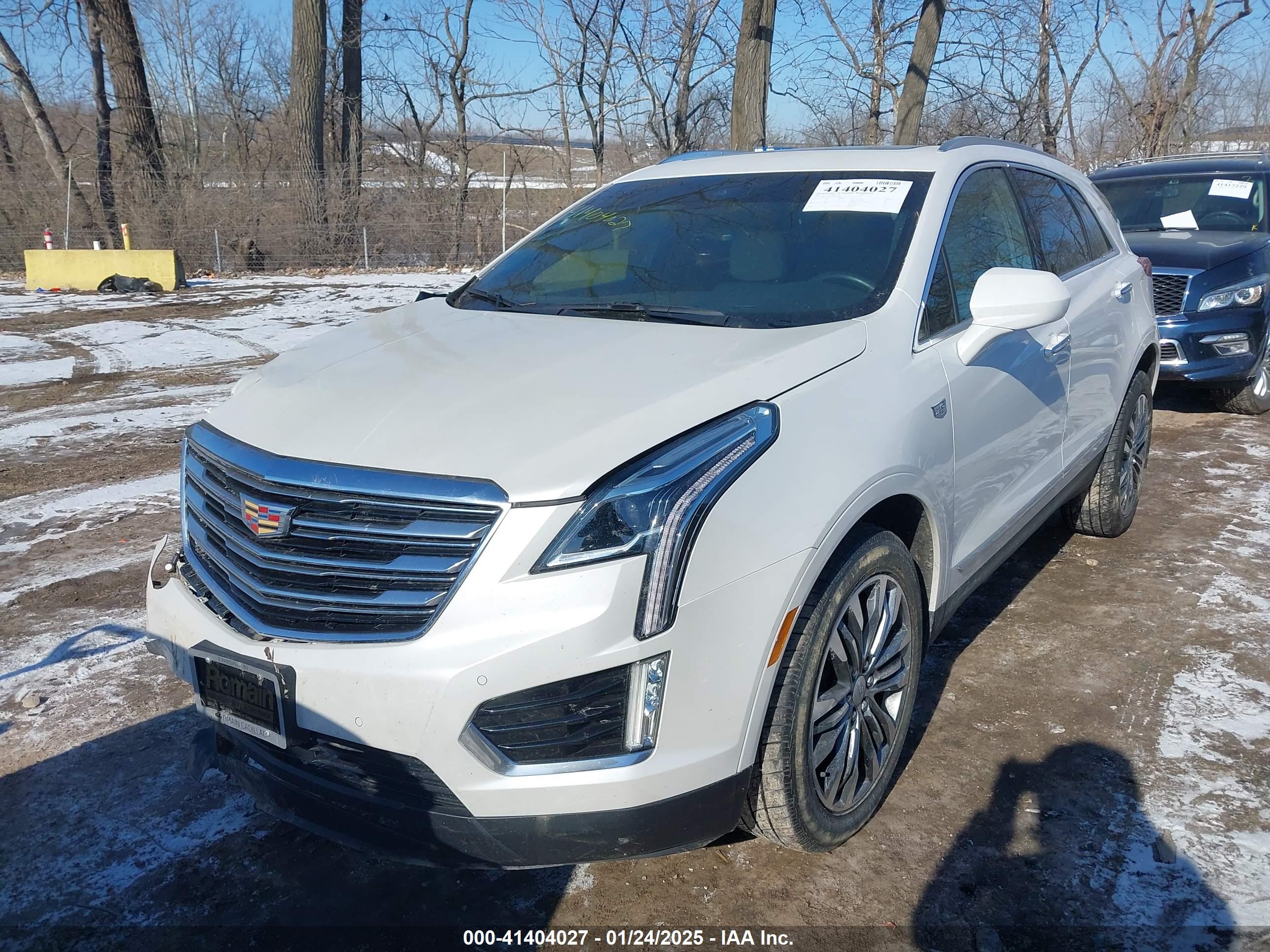 CADILLAC XT5 image 2
