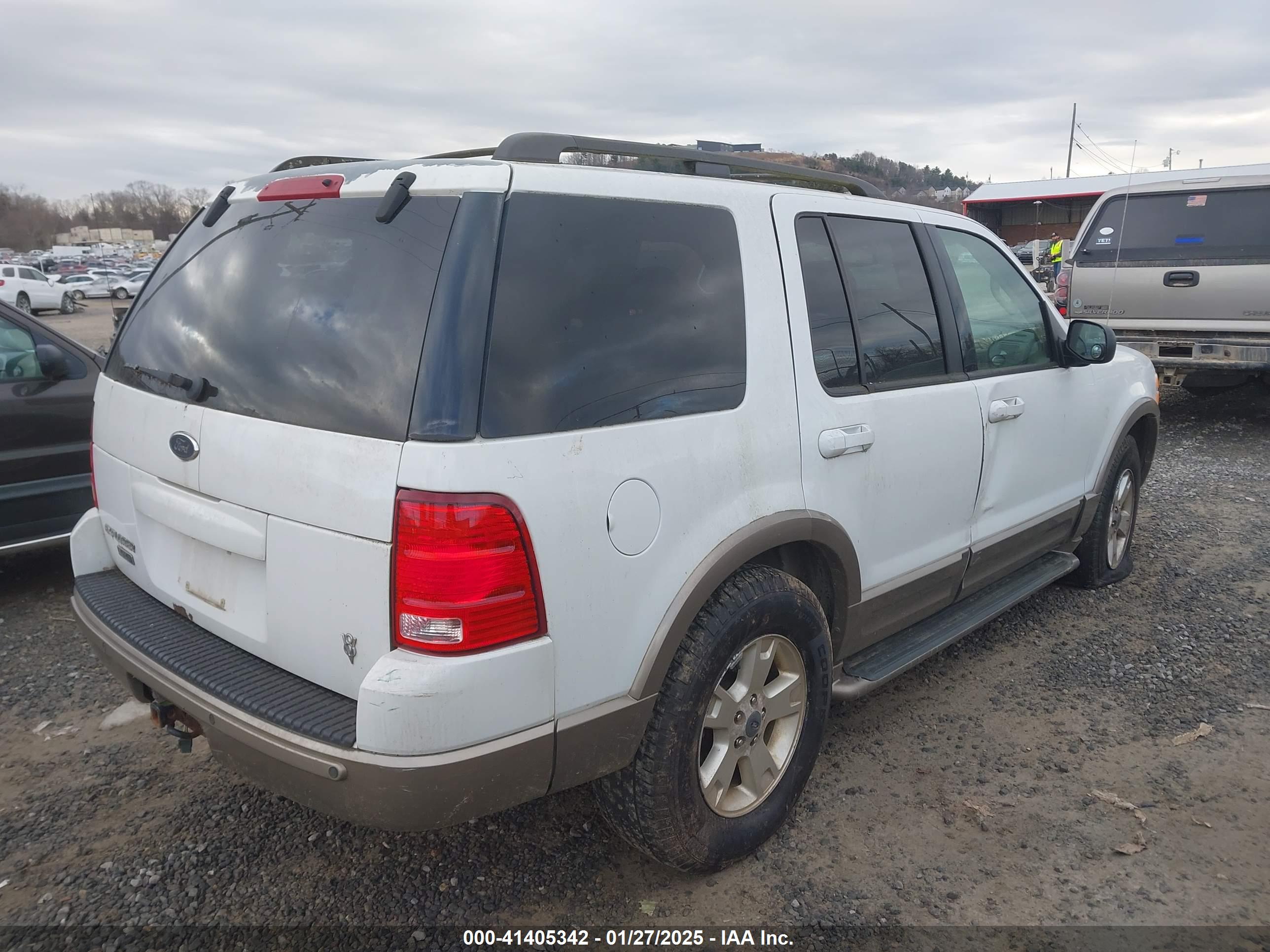 FORD EXPLORER image 4