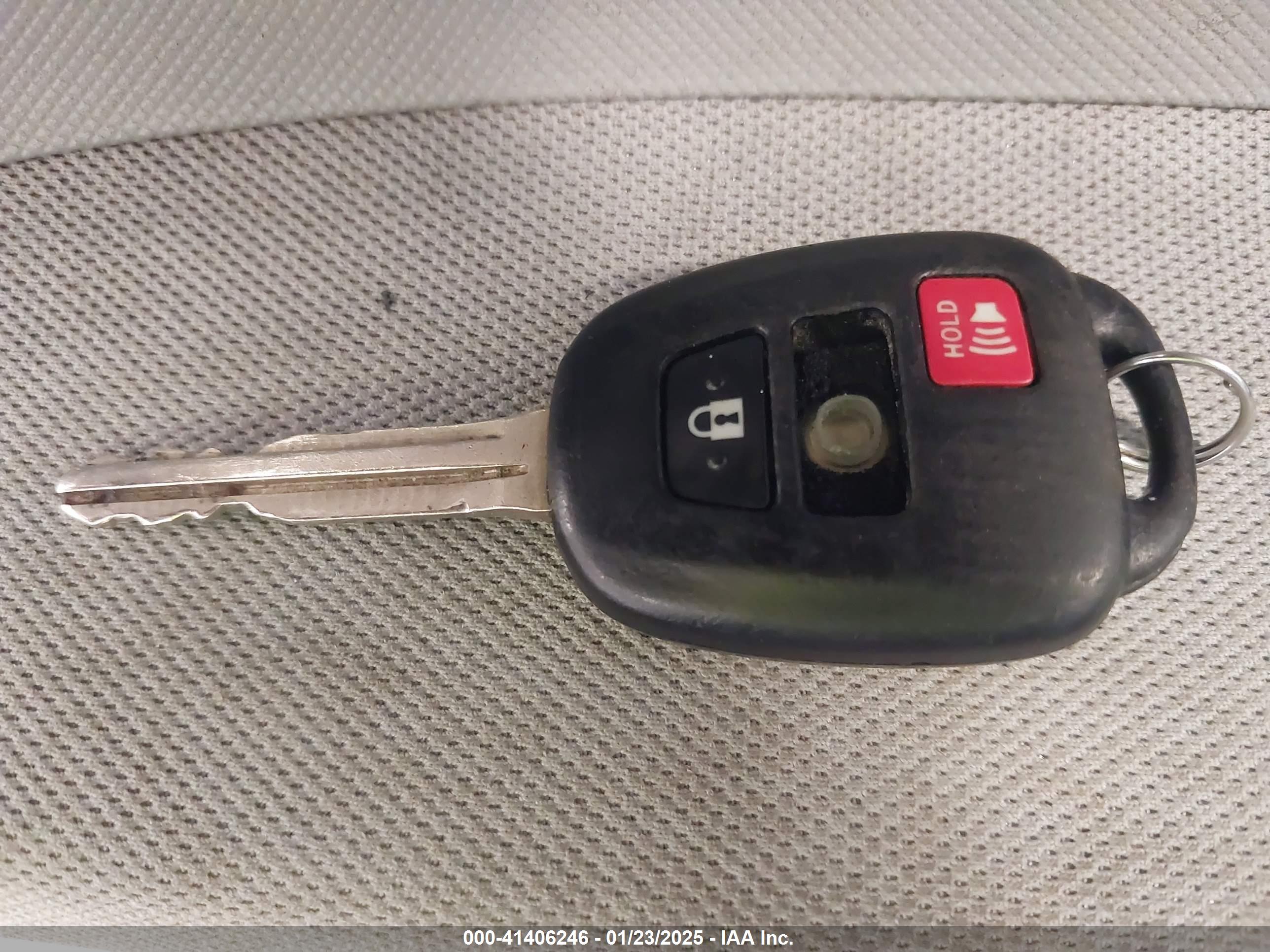 TOYOTA PRIUS image 11