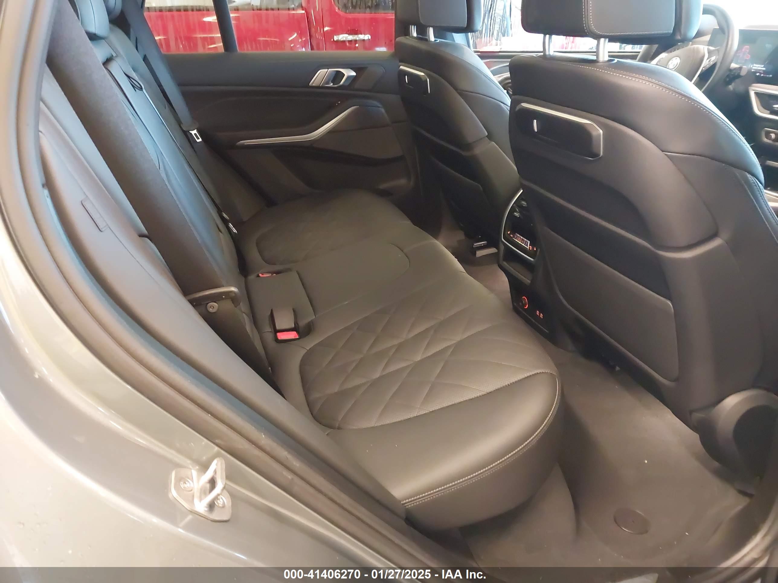 BMW X5 image 8