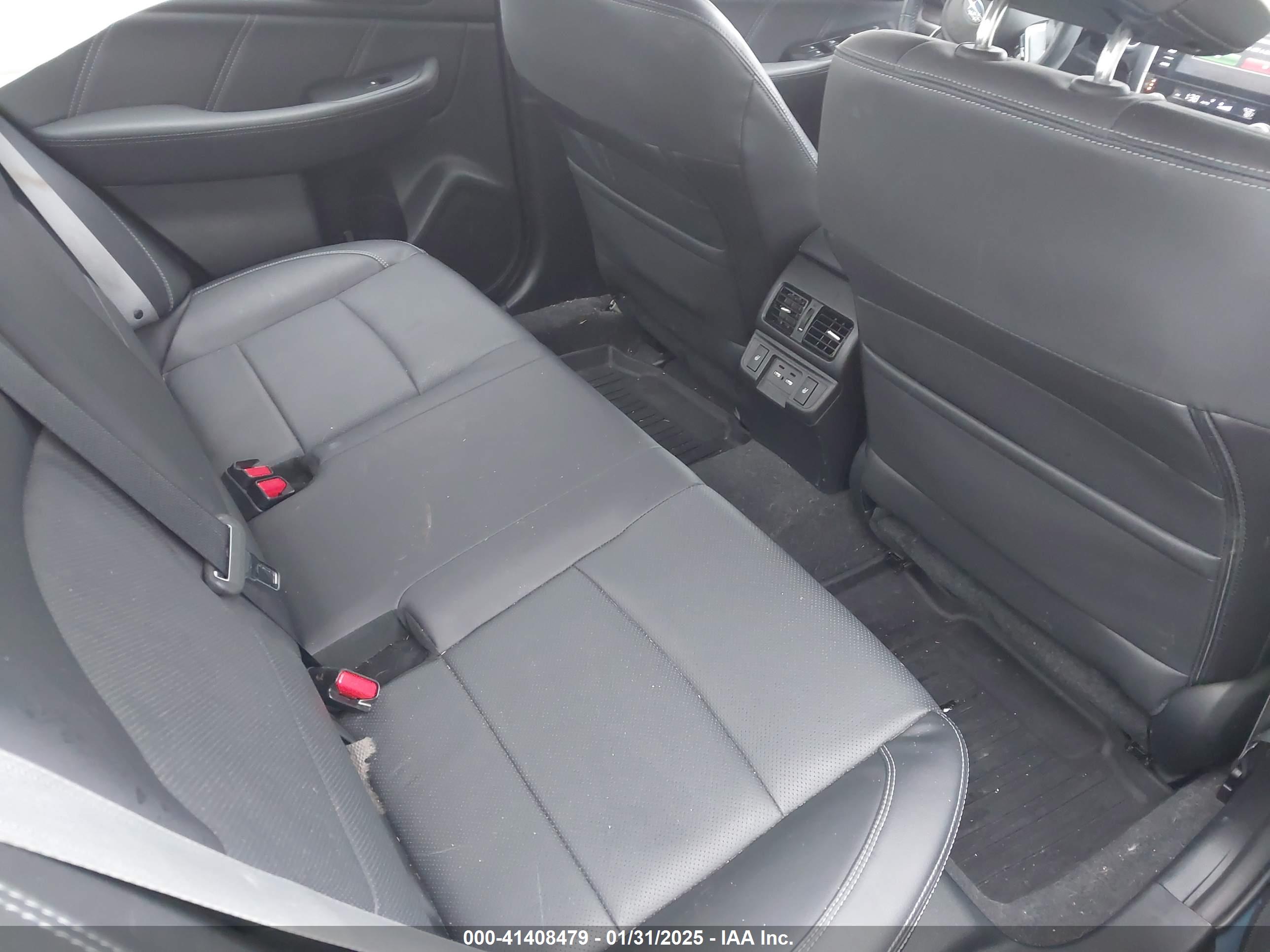 SUBARU LEGACY image 8