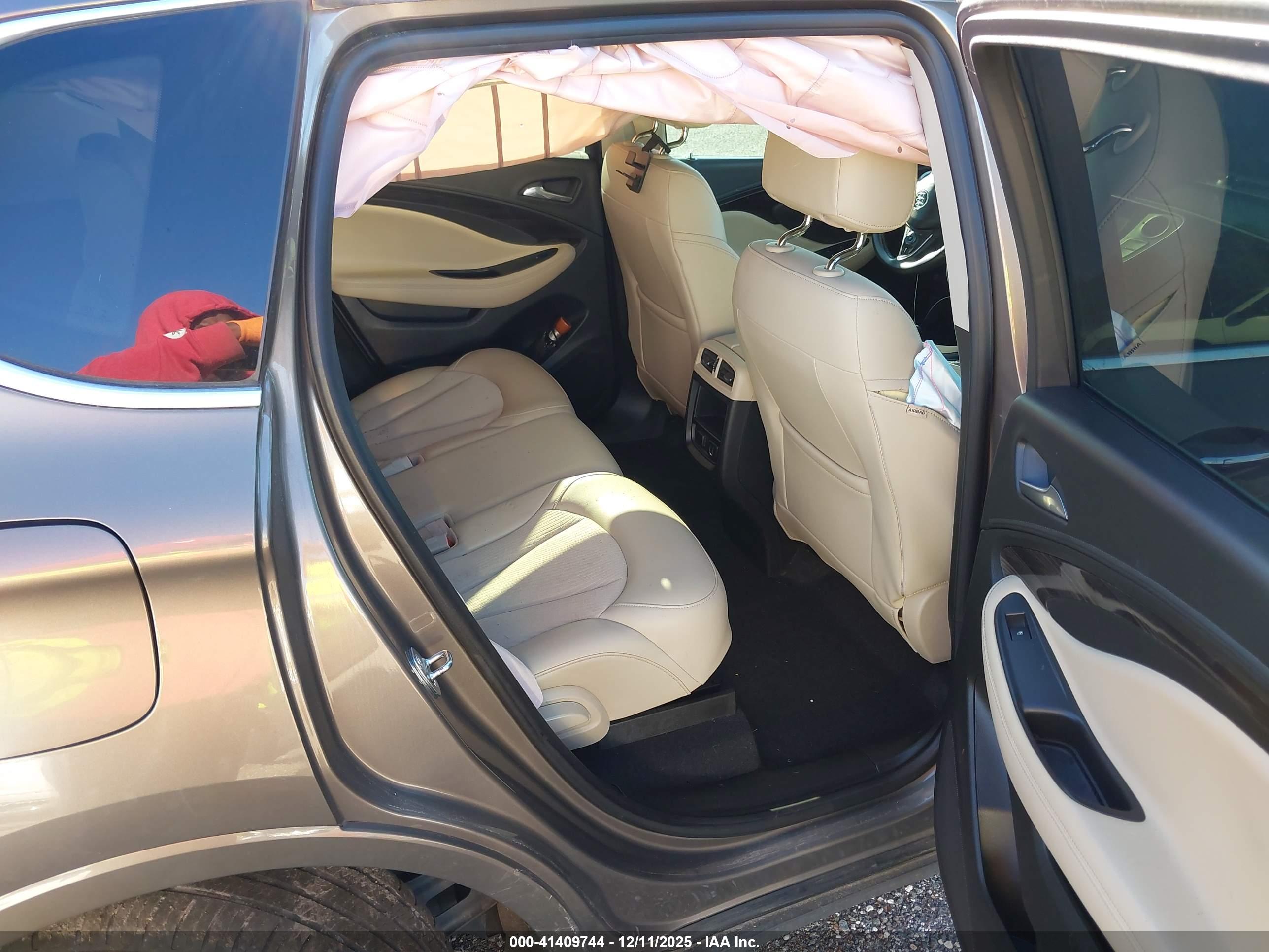 BUICK ENVISION image 8