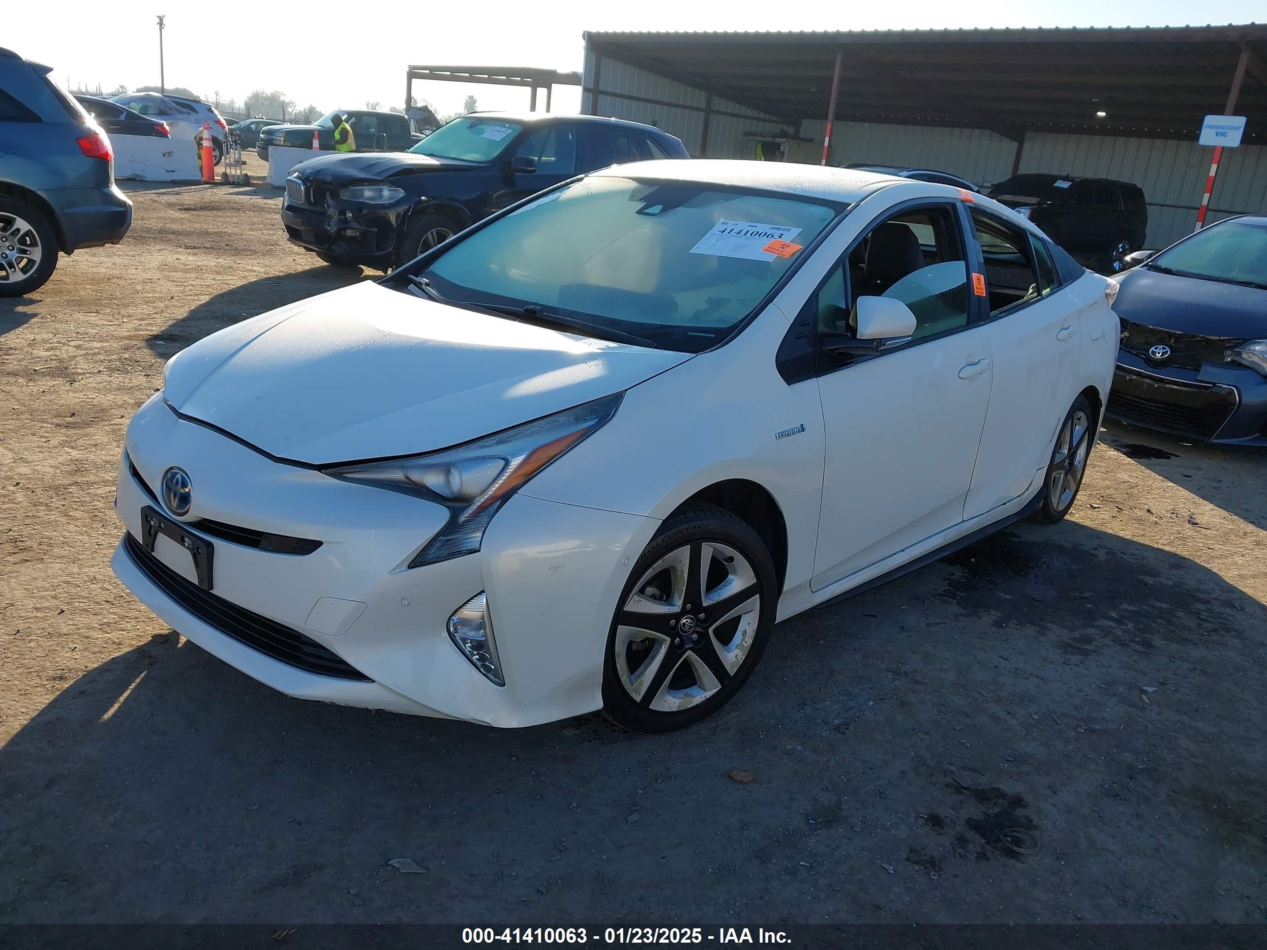 TOYOTA PRIUS image 2