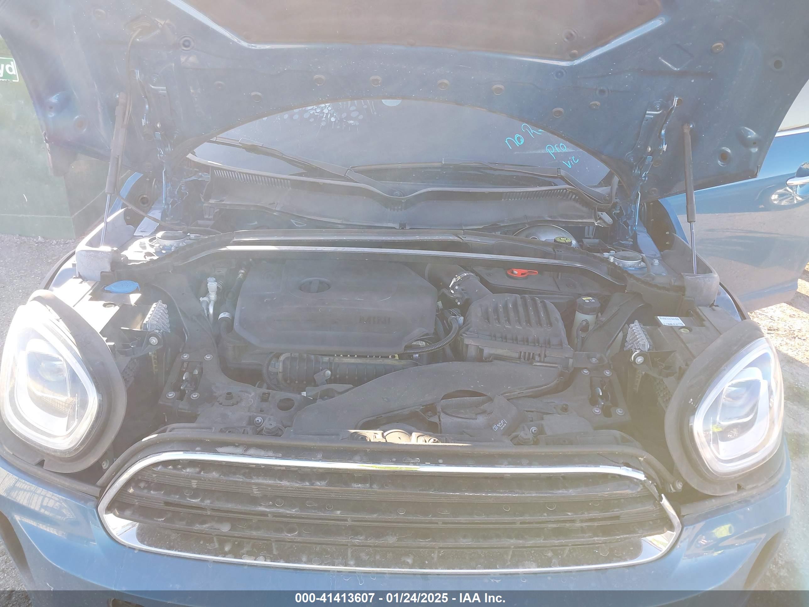 MINI COUNTRYMAN image 10