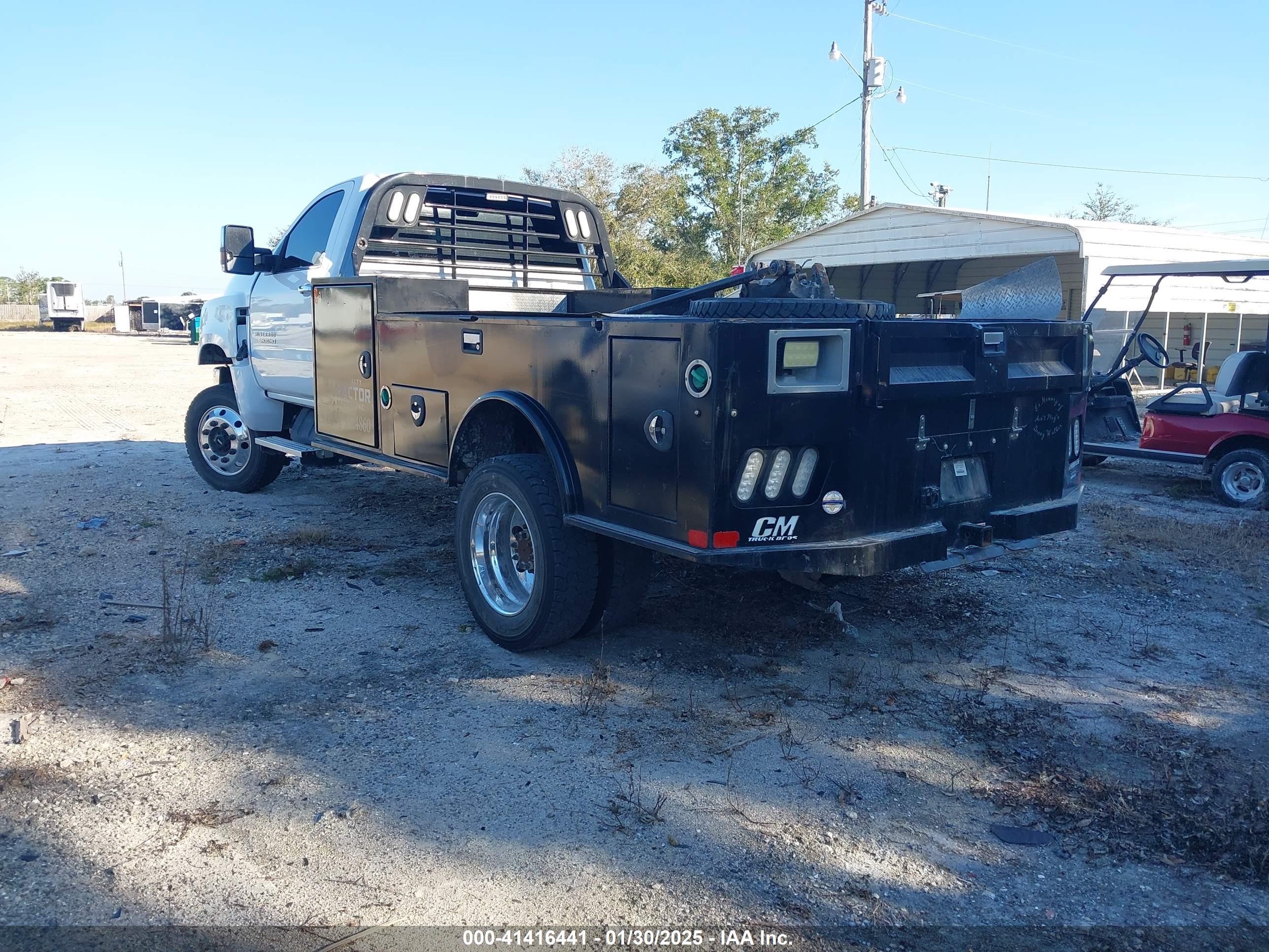 CHEVROLET SILVERADO image 3