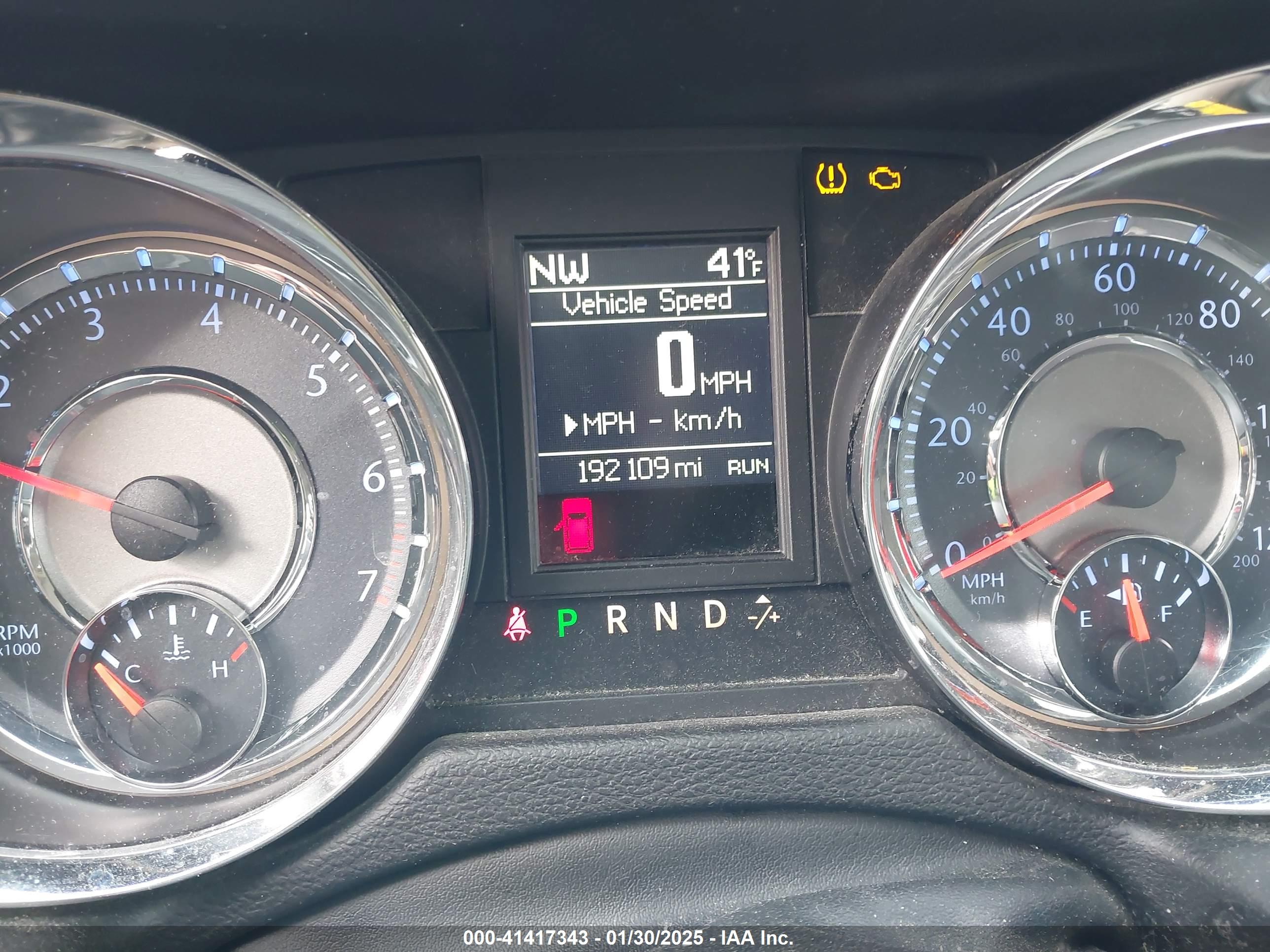 CHRYSLER TOWN image 7